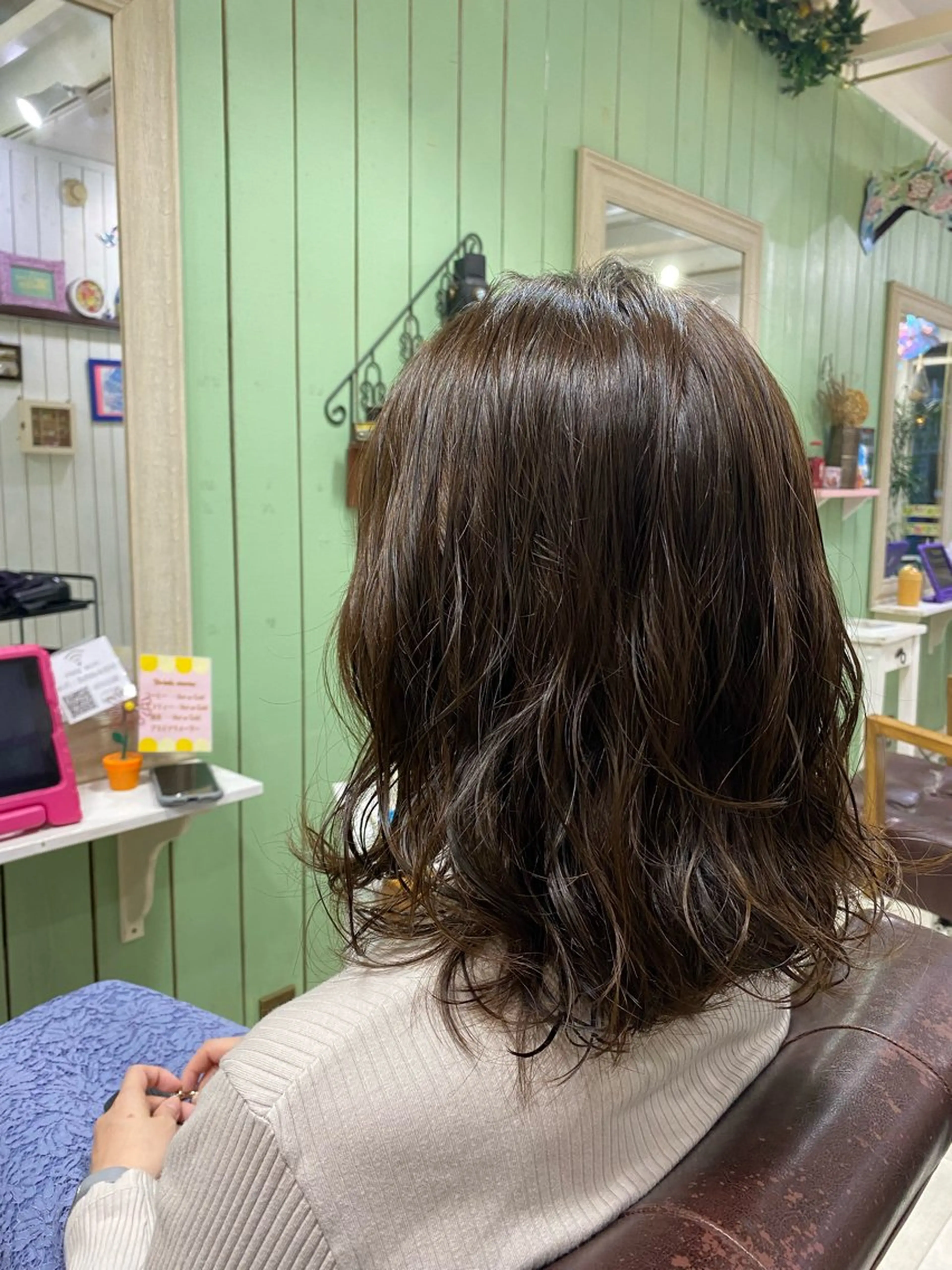 ミディアム 🩶西 雪乃/透明感 くすみカラー🫧のヘアスタイル