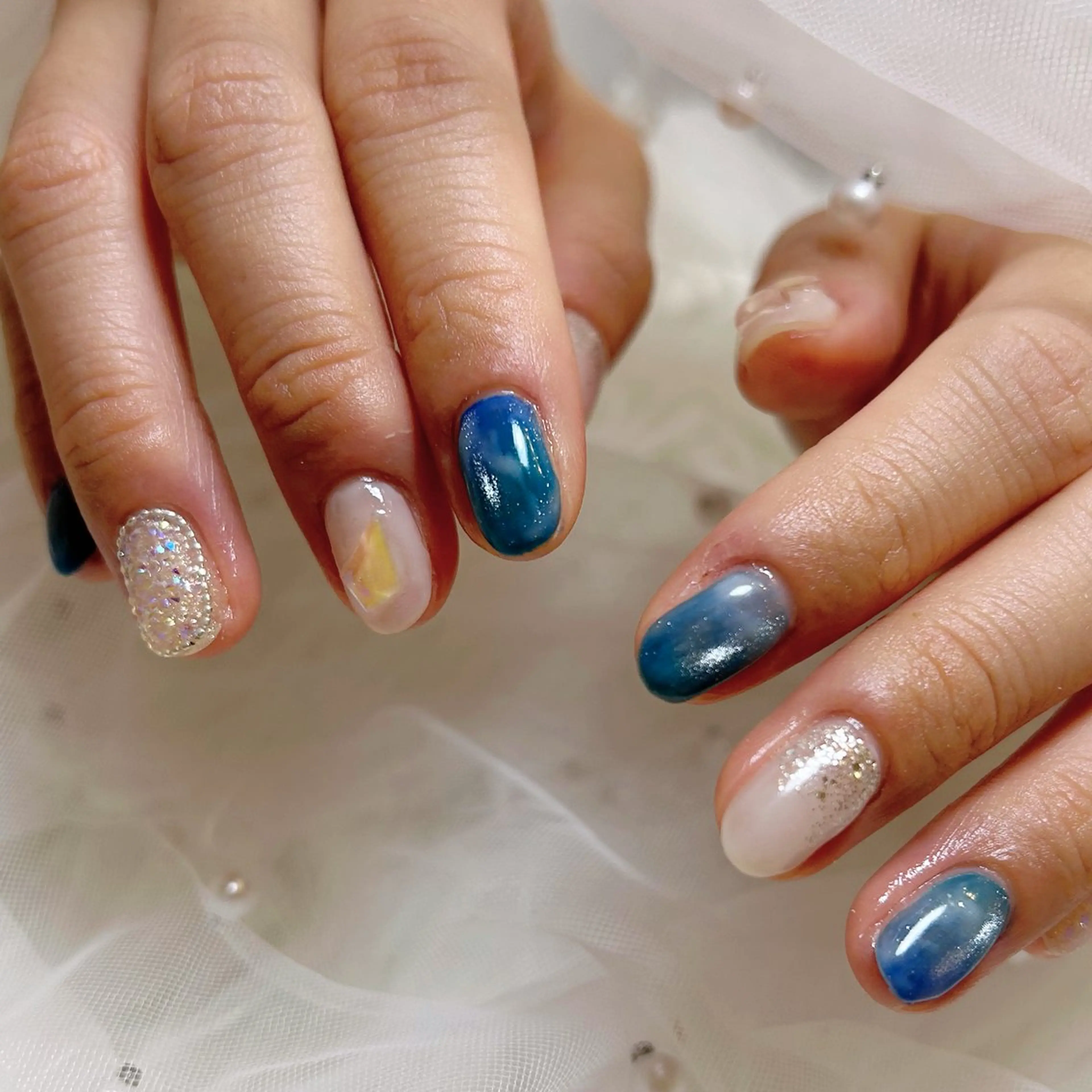 ネイル ハンドネイル EmaNail天満橋店所属・EmaNail Risaのネイルデザイン