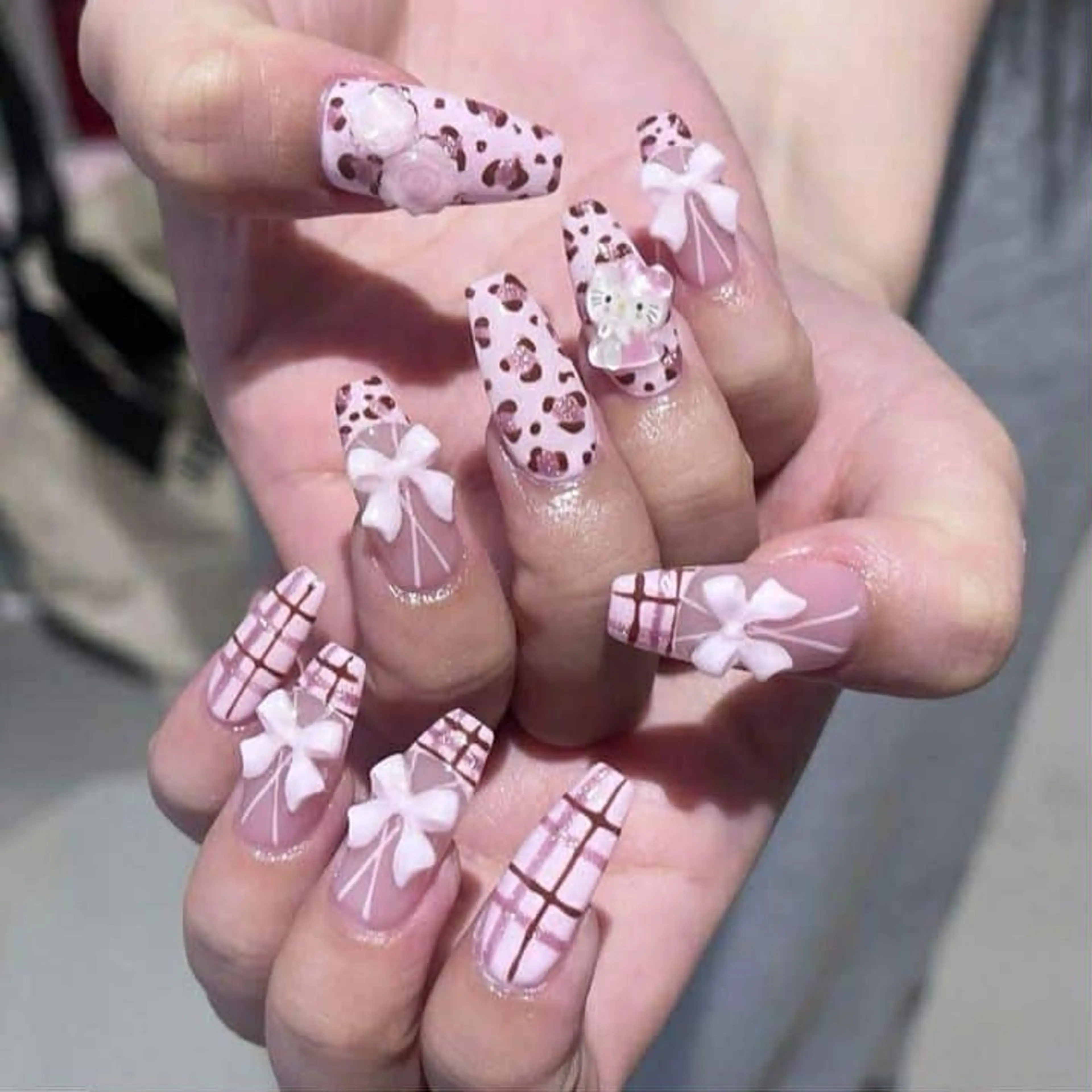 ネイル Queen Nail 柏店　クイーンネイルのネイルデザイン