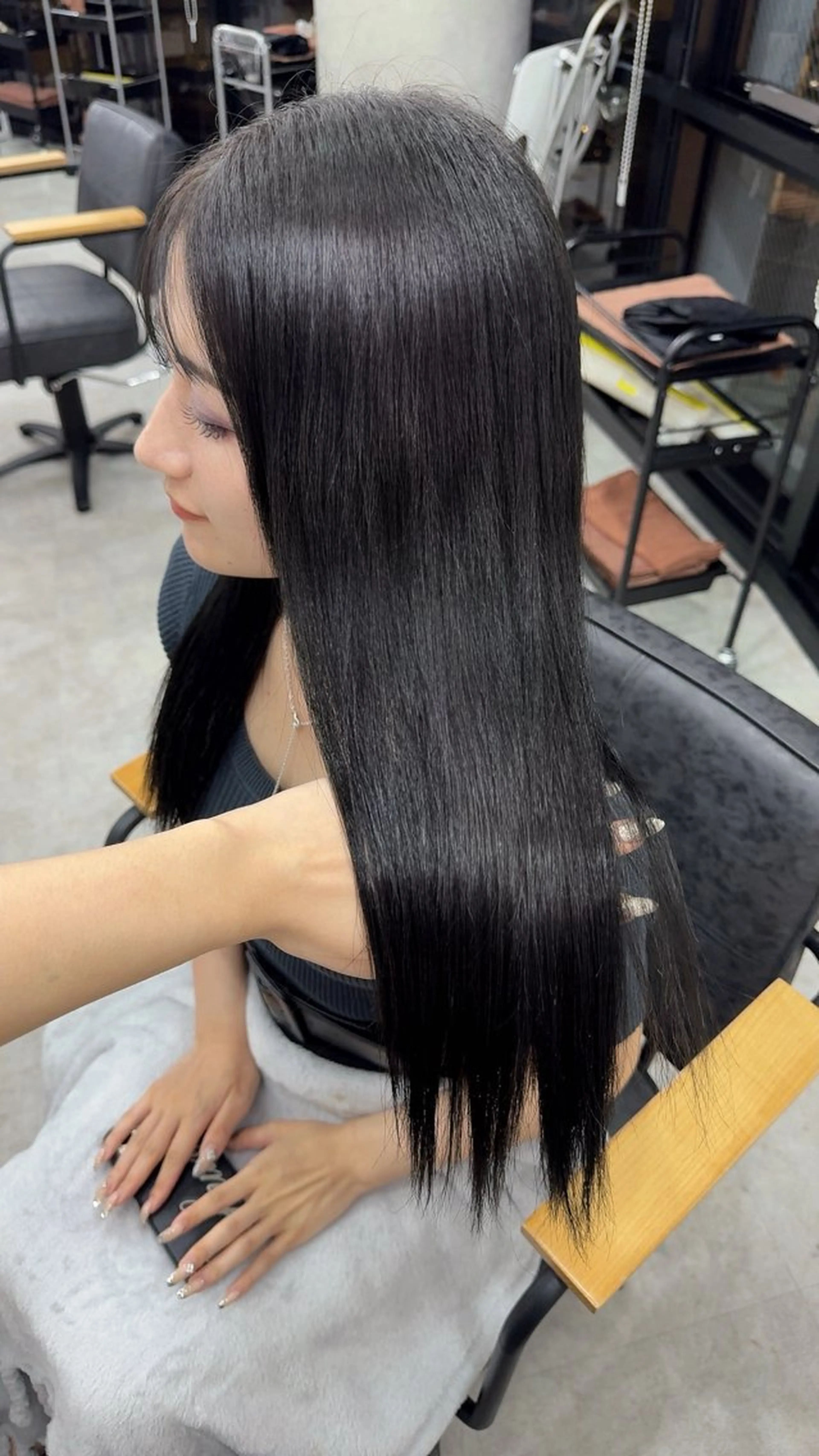 ロング カラー ベージュカラー ブリーチ ブラウンカラー 透明感カラー ダブルカラー カット ヘアカラー トリートメント 赤み無し柔らかカラー 【梅田】madokaのヘアスタイル