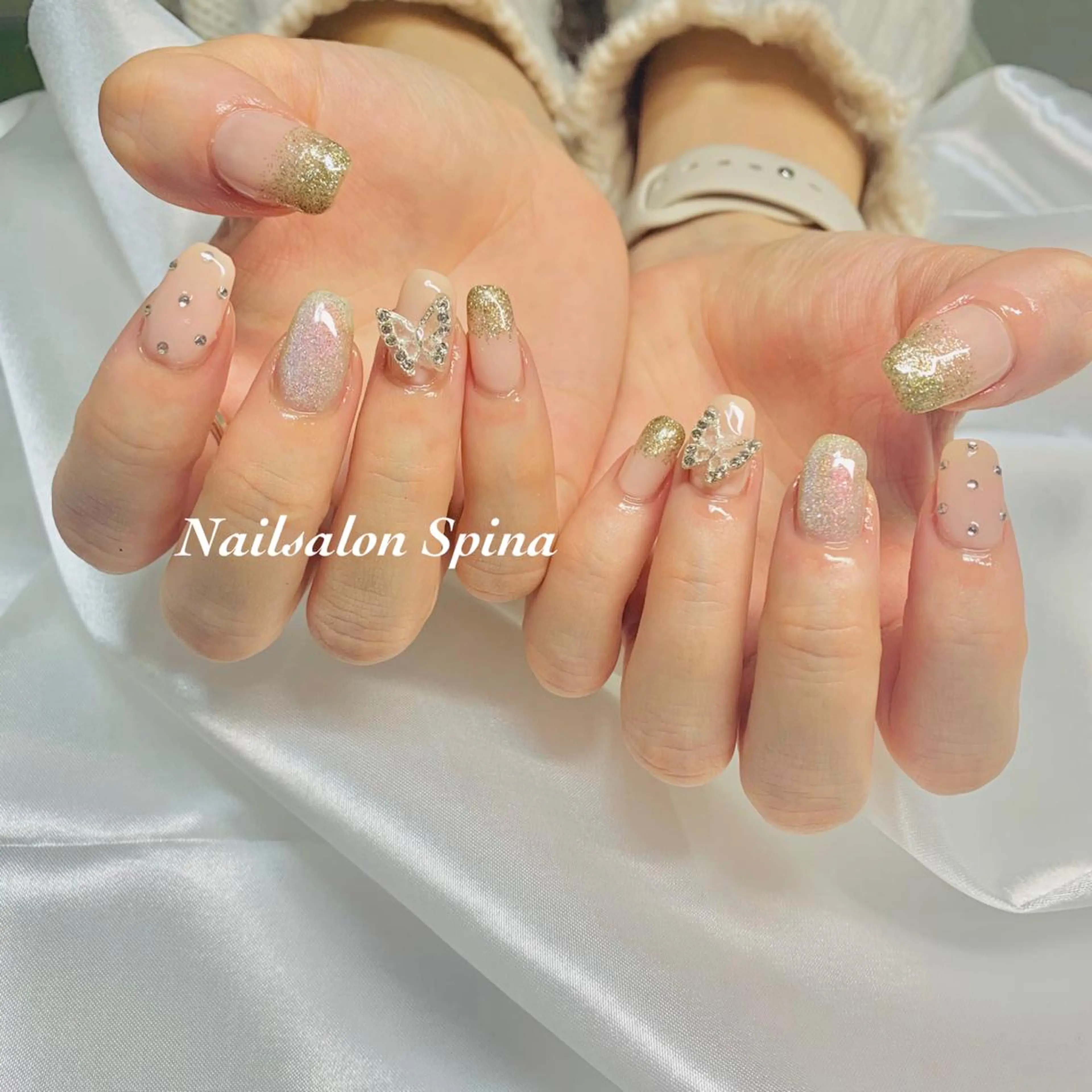 ネイル アートネイル ジェルネイル グラデーション 韓国ネイル ラメ(グリッター) Nailsalon Spina 琴美のネイルデザイン