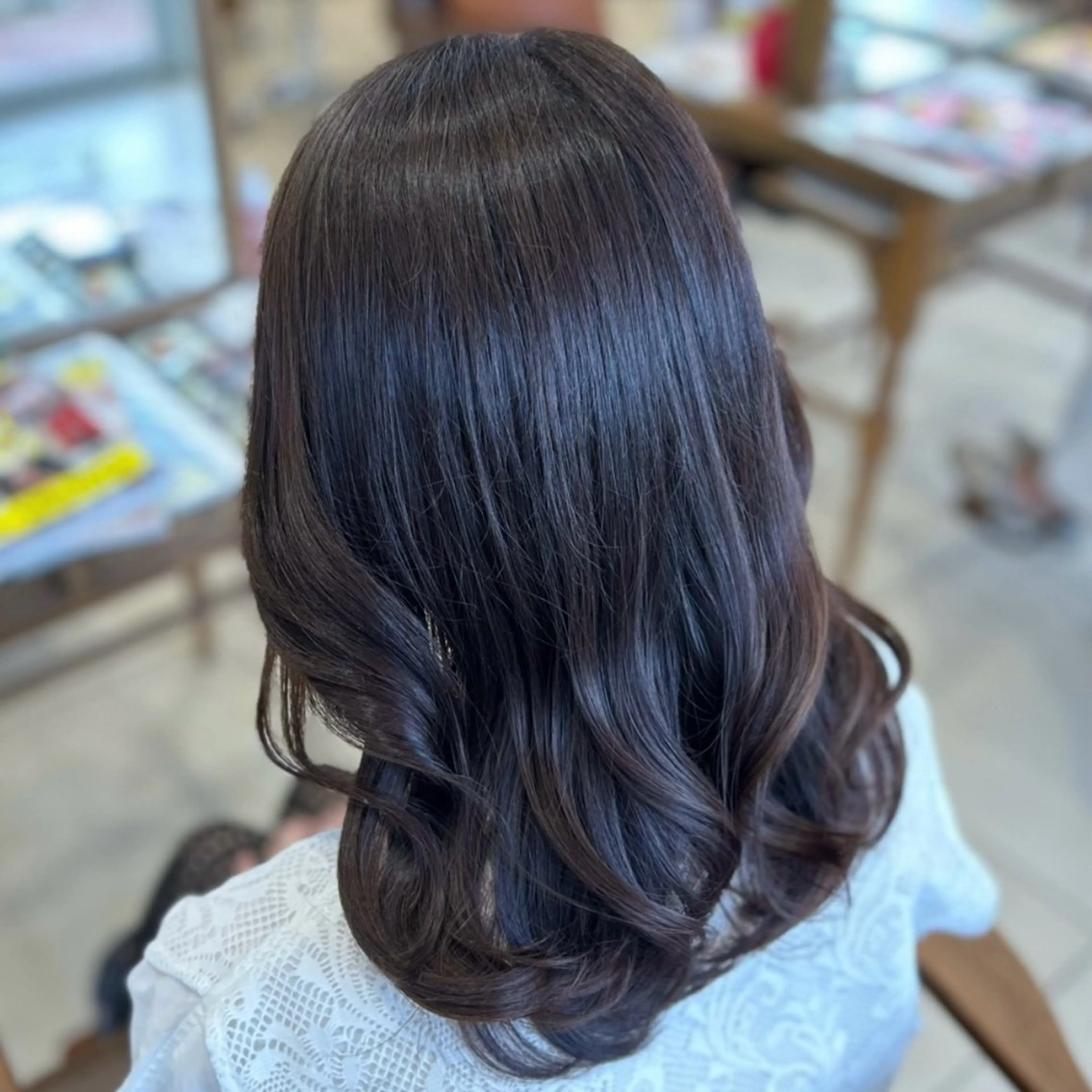 セミロング 福川優月 /レイヤー /透明感カラーのヘアスタイル