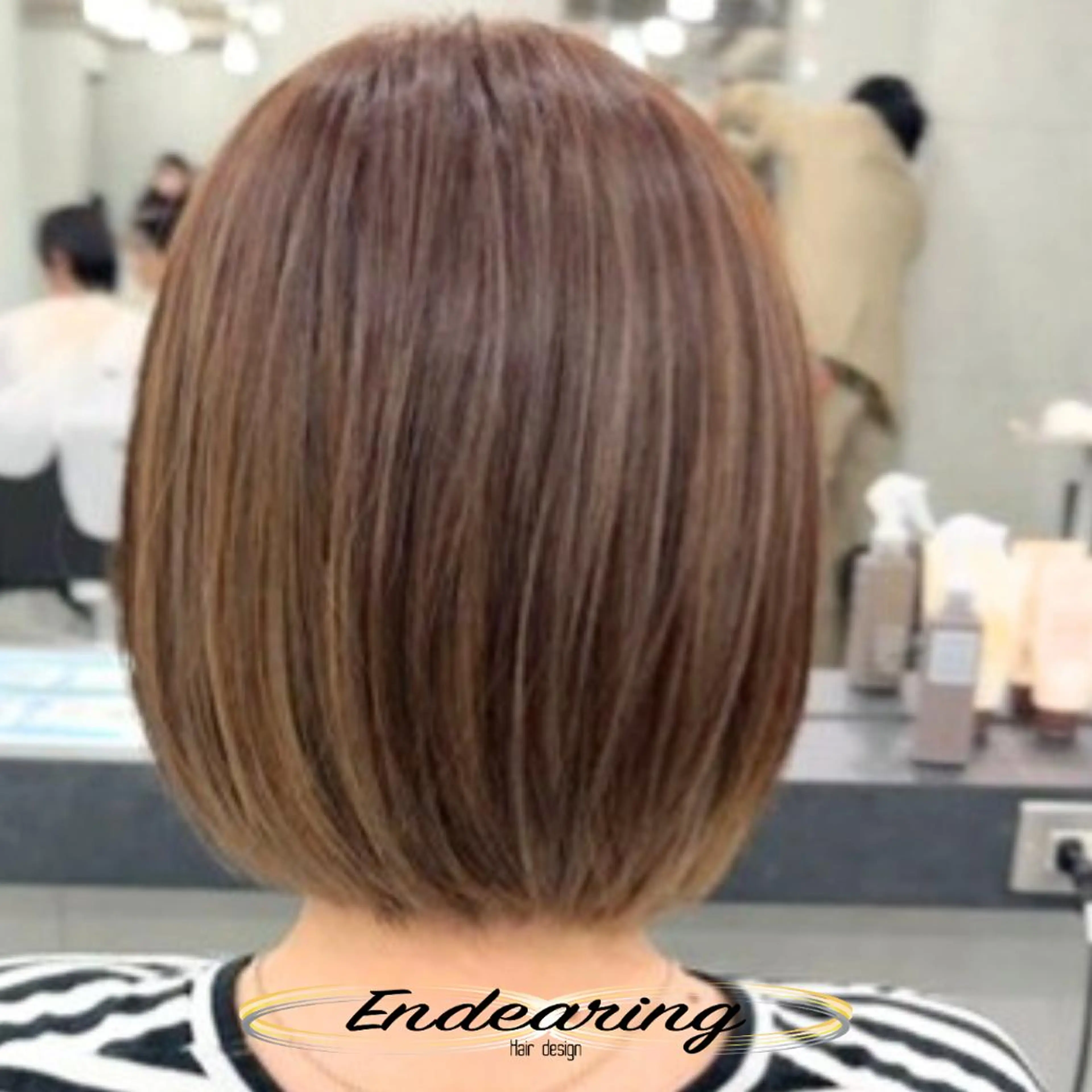 ミディアム ボブ レイヤーカット 似合わせカット カット ヘアカラー Endearing 銀座/レイヤーカットのヘアスタイル