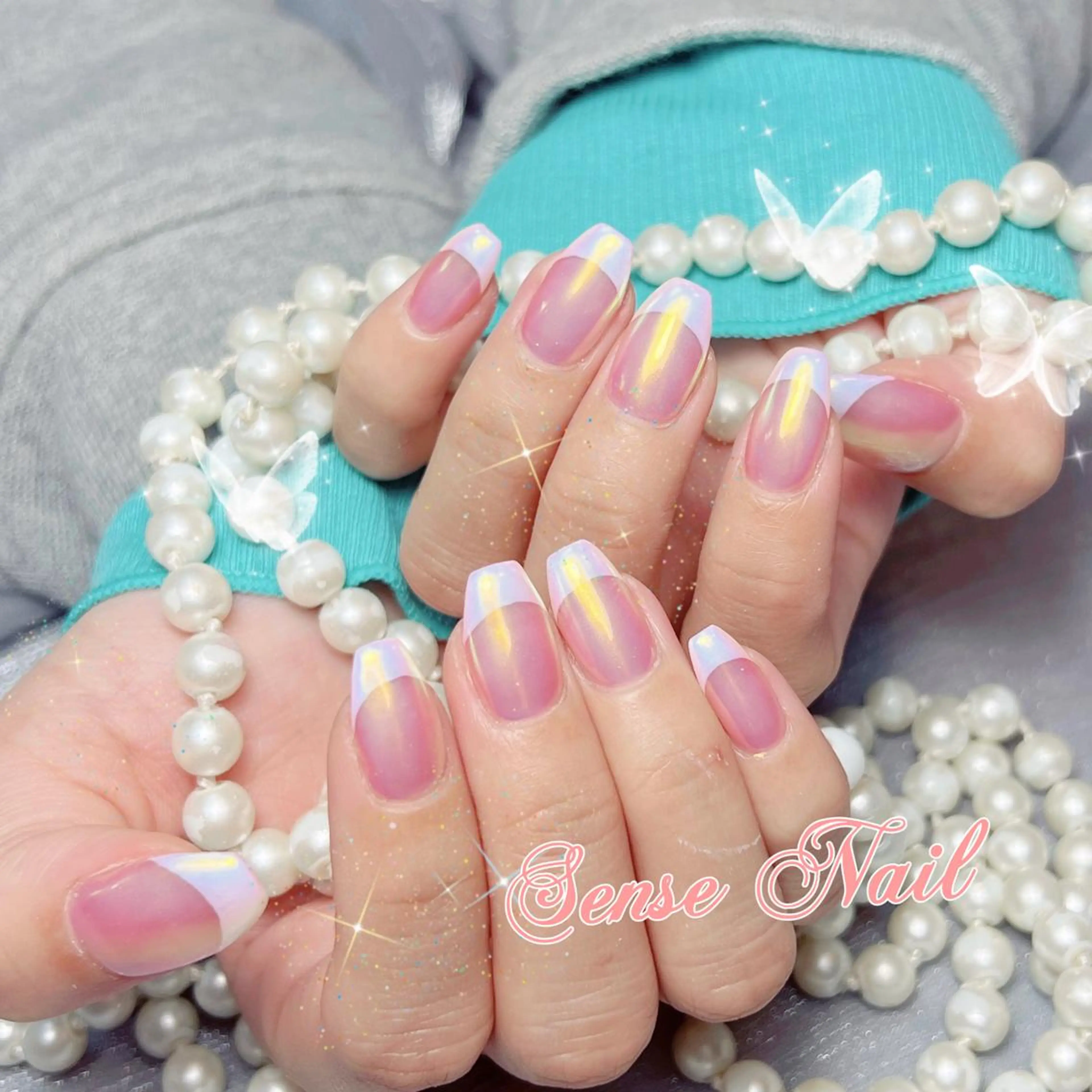 ネイル ハンドネイル ハンドケア Queening 🦋のネイルデザイン