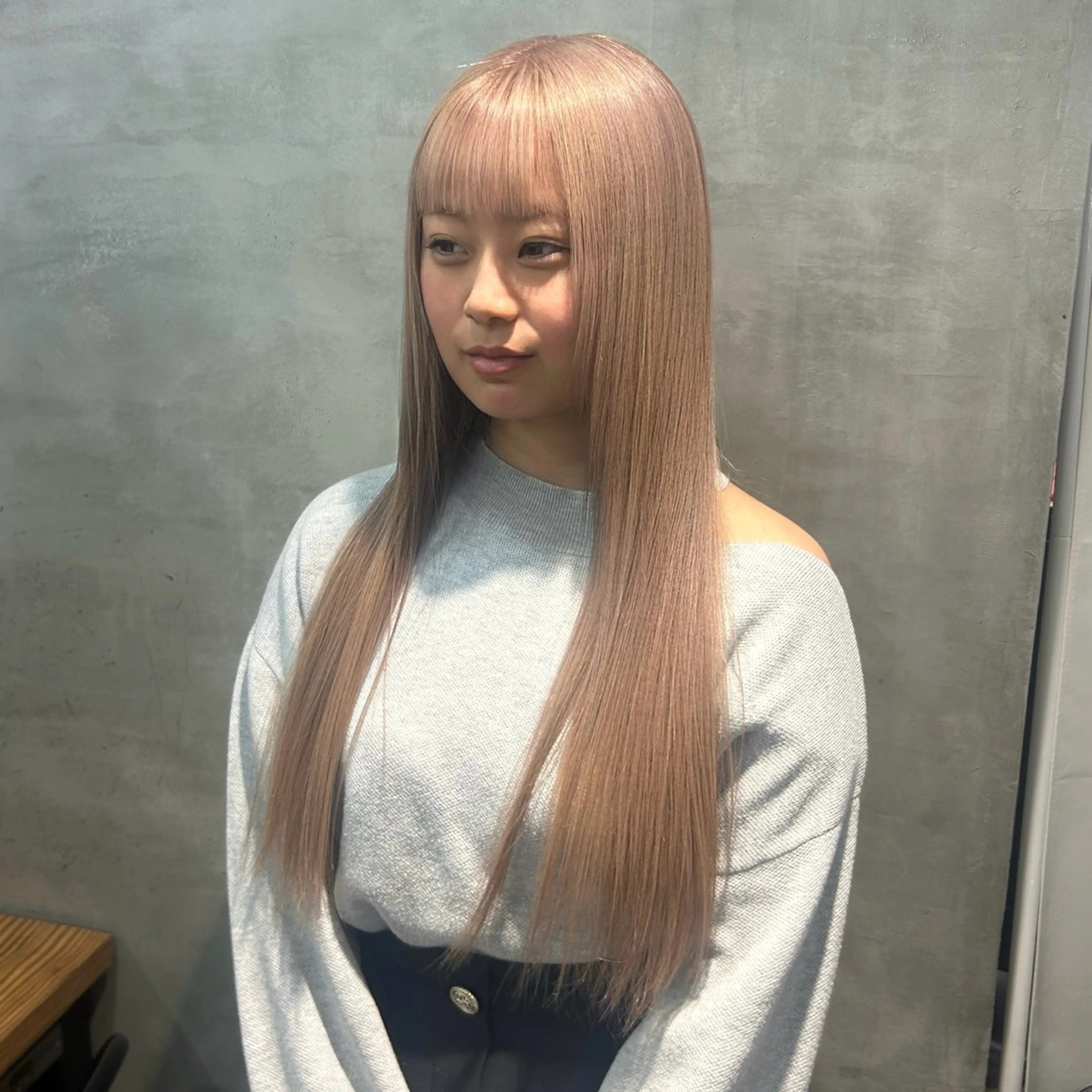 ロング カラー ✨うる艶/ブリーチ✨ 𝓡𝒖𝓷𝐚💋のヘアスタイル