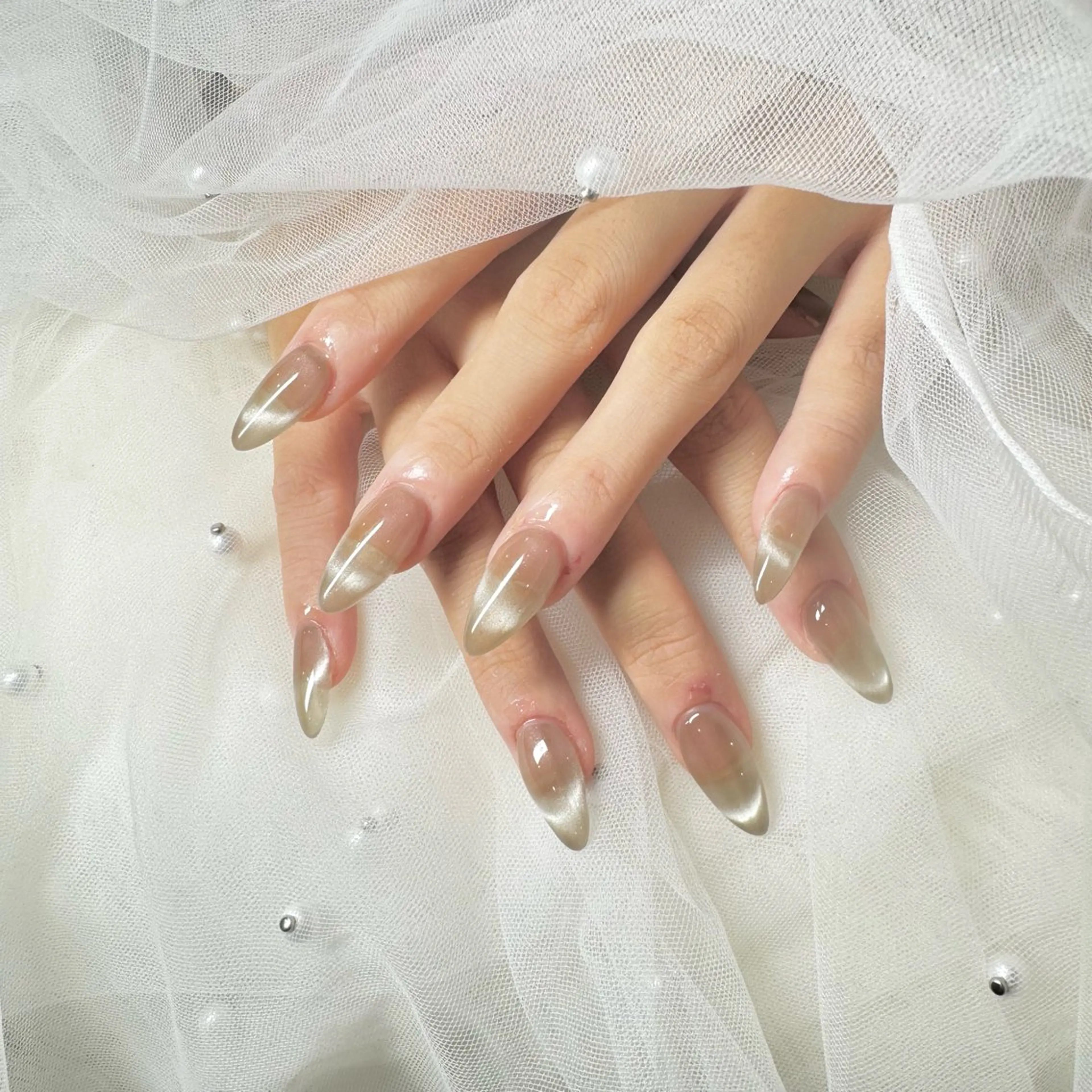 ネイル フットネイル フレンチネイル ジェルネイル キラキラネイル ロングネイル ハンドネイル AYAKA🩵難波♡ 韓国ネイルで可愛く♡のネイルデザイン