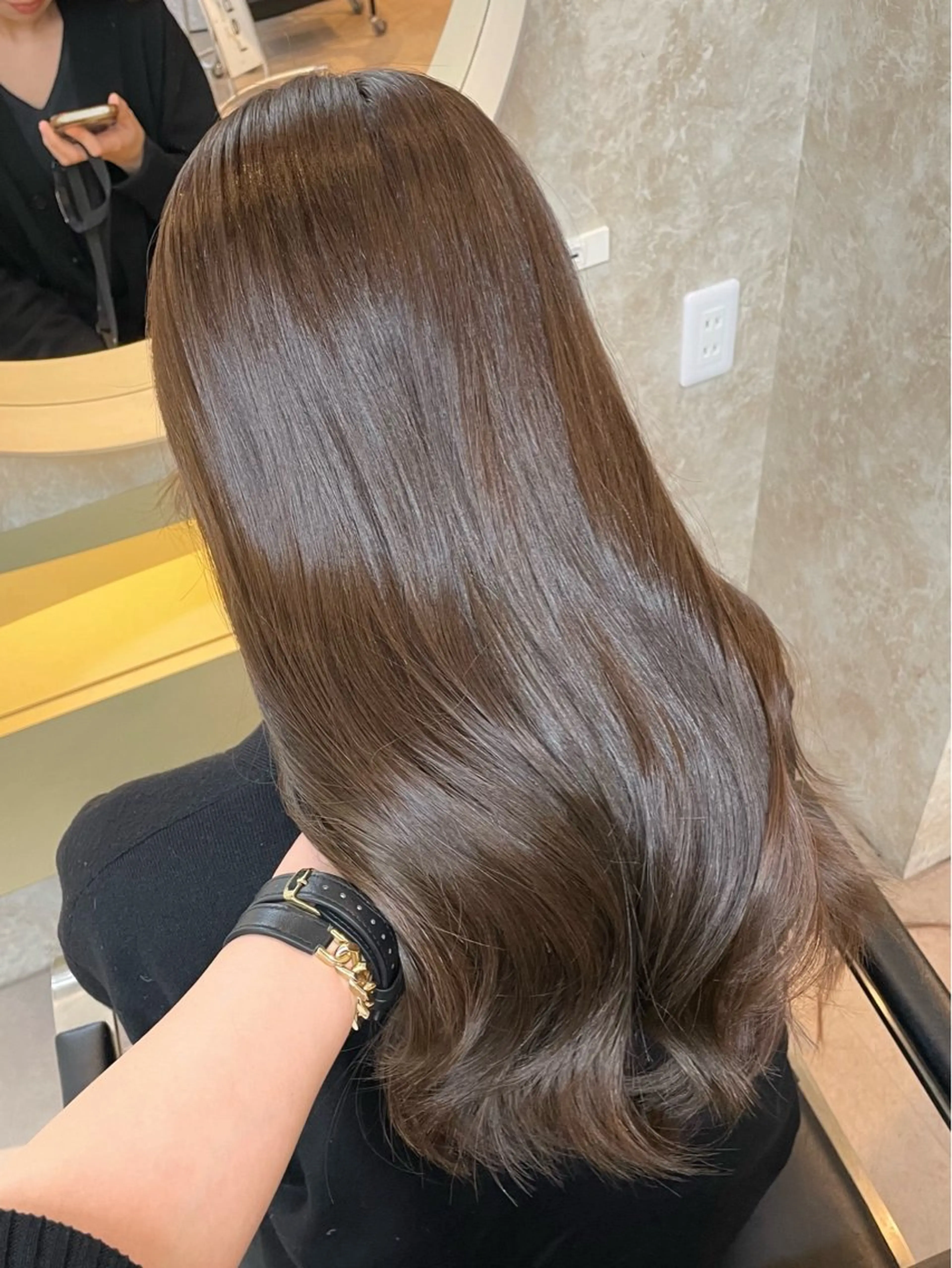 ロング カラー ヘアカラー トリートメント MISATO THIRD SHOPのヘアスタイル