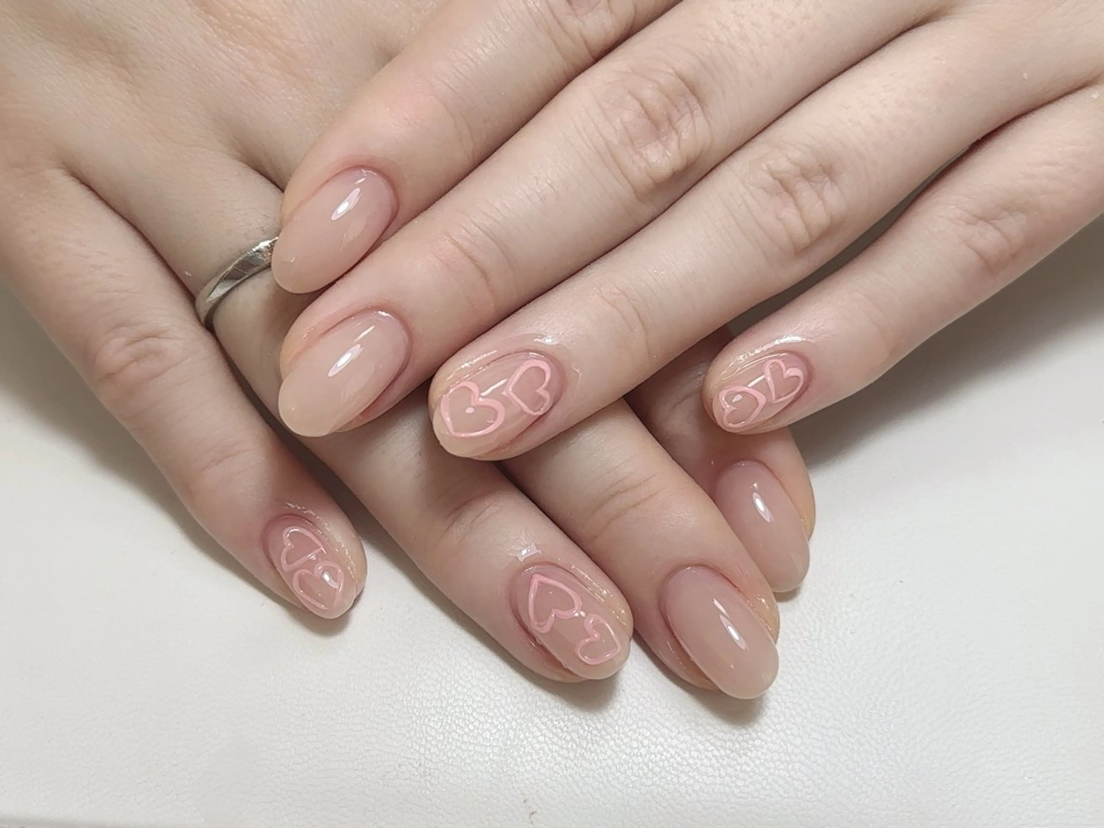 ネイル ハンドネイル NAIL CIRCLESのネイルデザイン