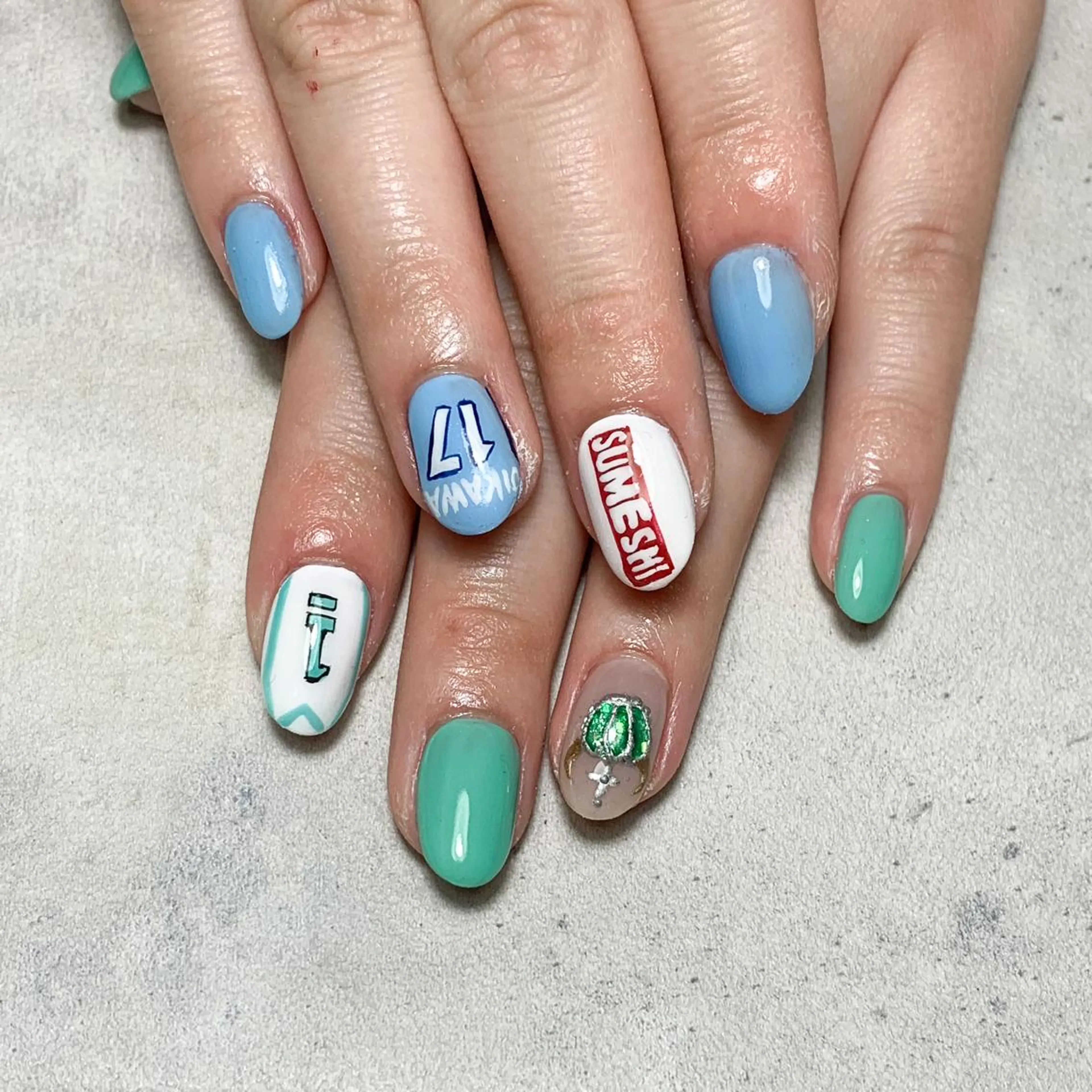 ネイル ハンドネイル atelier　FIORITURA所属・FIORITURA aiのネイルデザイン