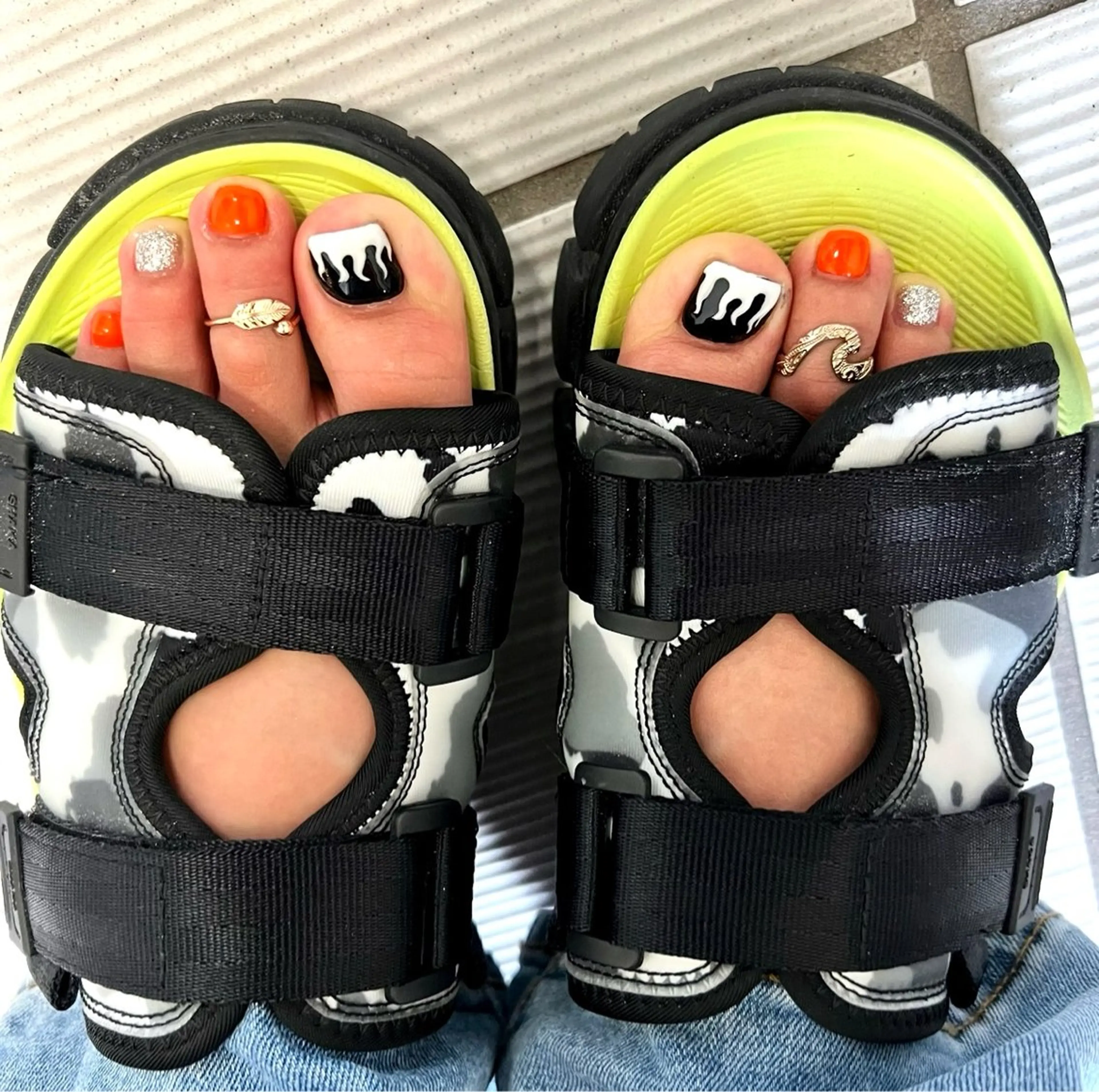 ネイル フットネイル AURORA eyelash&nail salon アメ村店所属・🌏AURORA | RiRi🪐のネイルデザイン