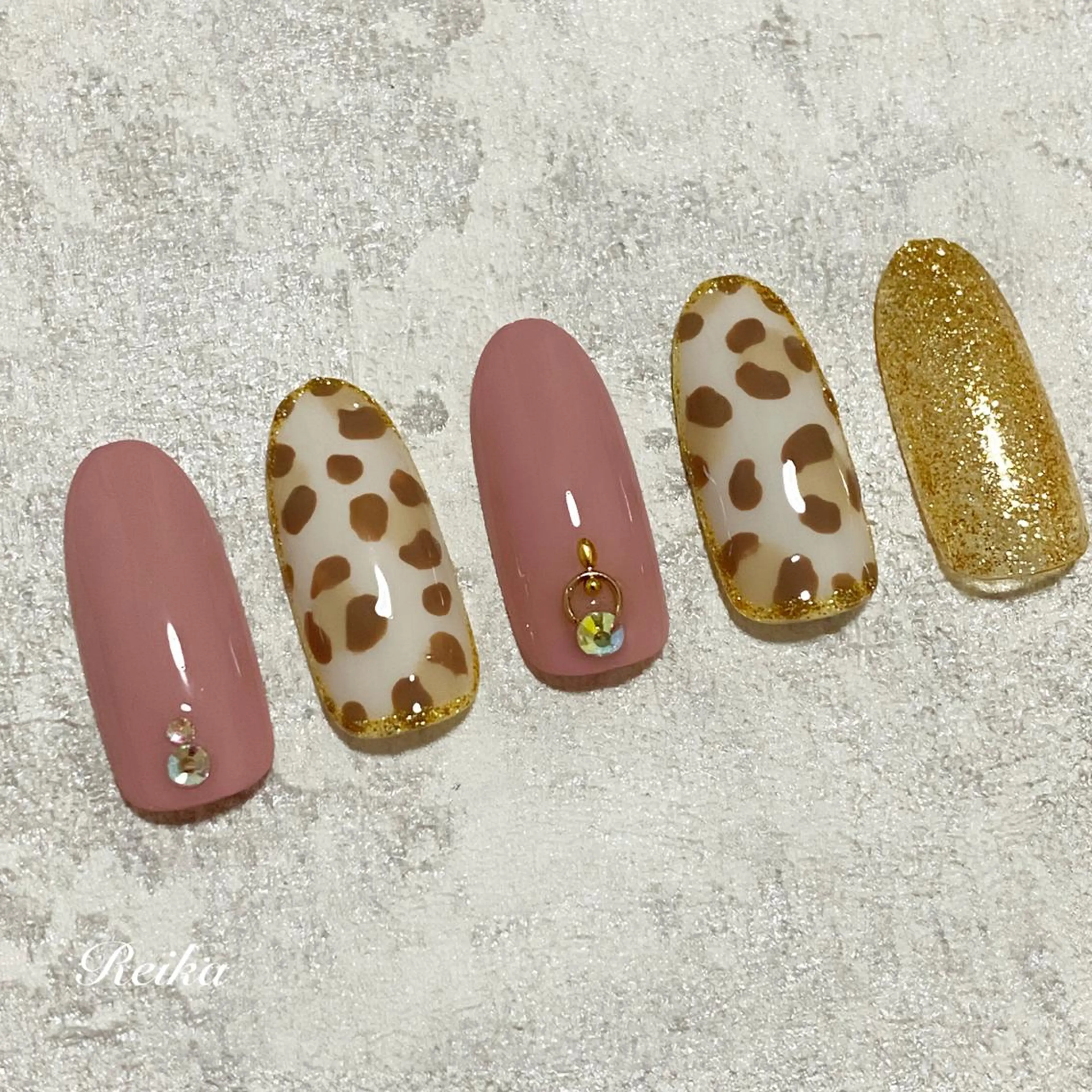 ネイル アニマル柄 R nailのネイルデザイン