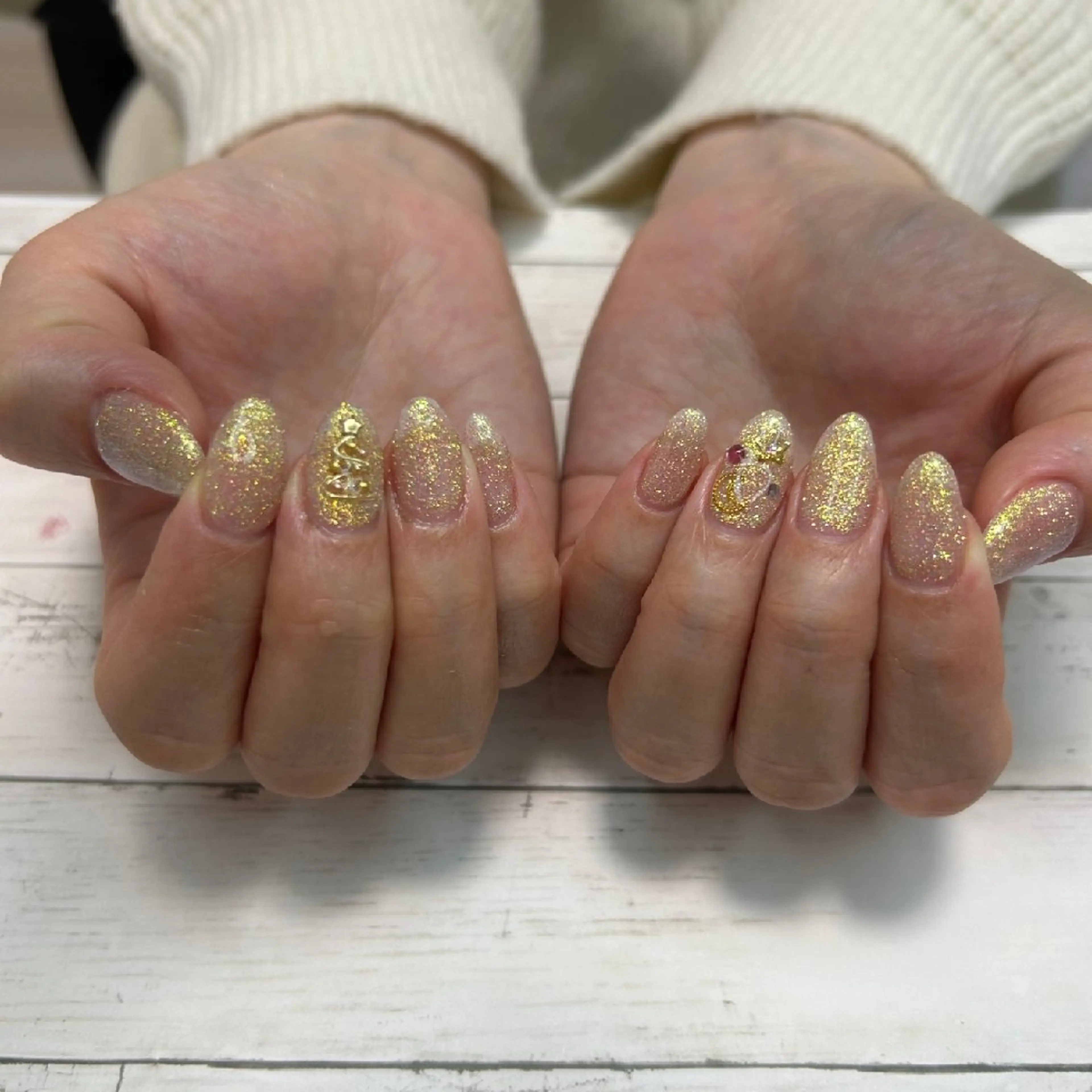 ネイル フラッシュネイル 冬ネイル クリスマス ハンドネイル I'S nail 佐野のネイルデザイン