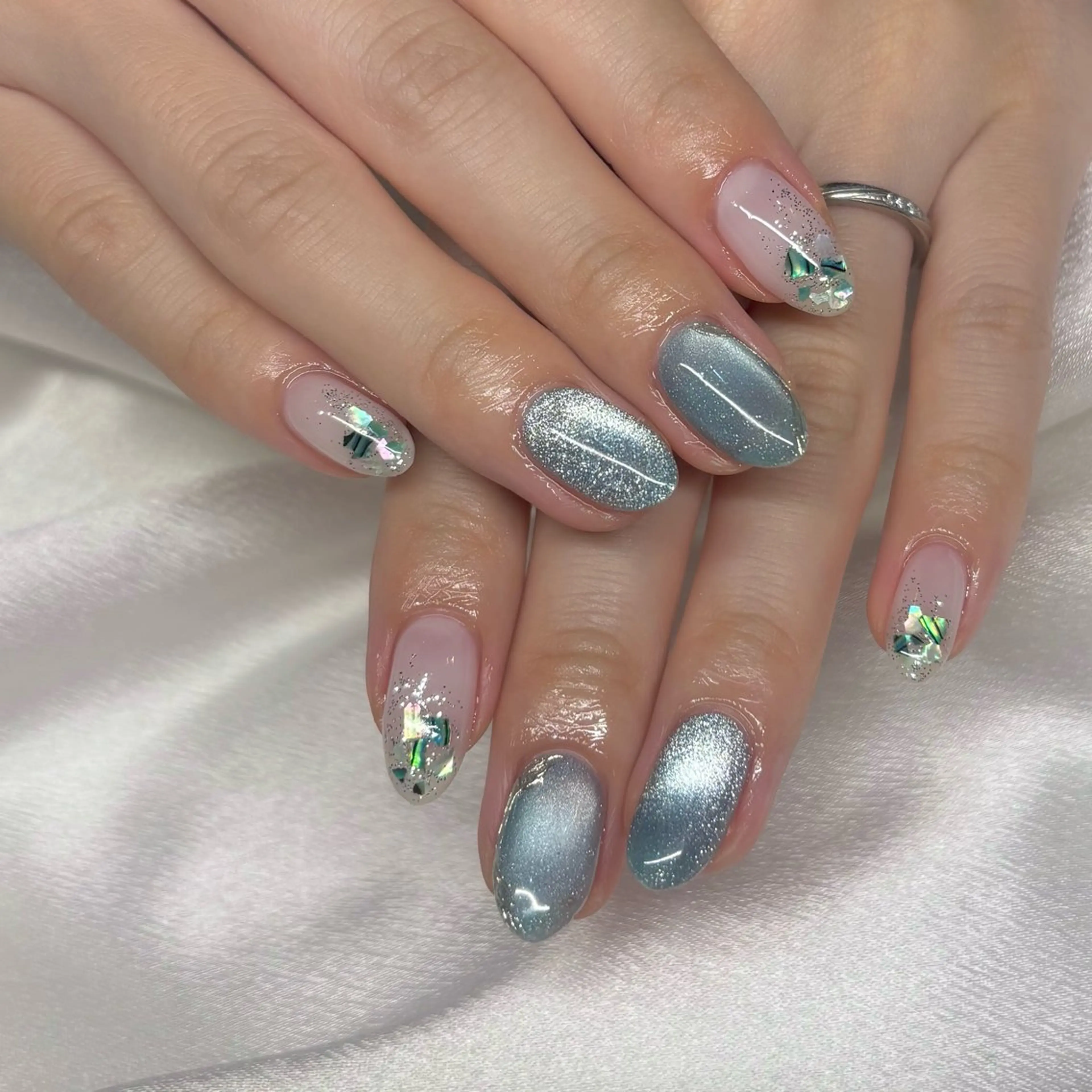 ネイル ハンドネイル ハンドケア . 未來のネイルデザイン