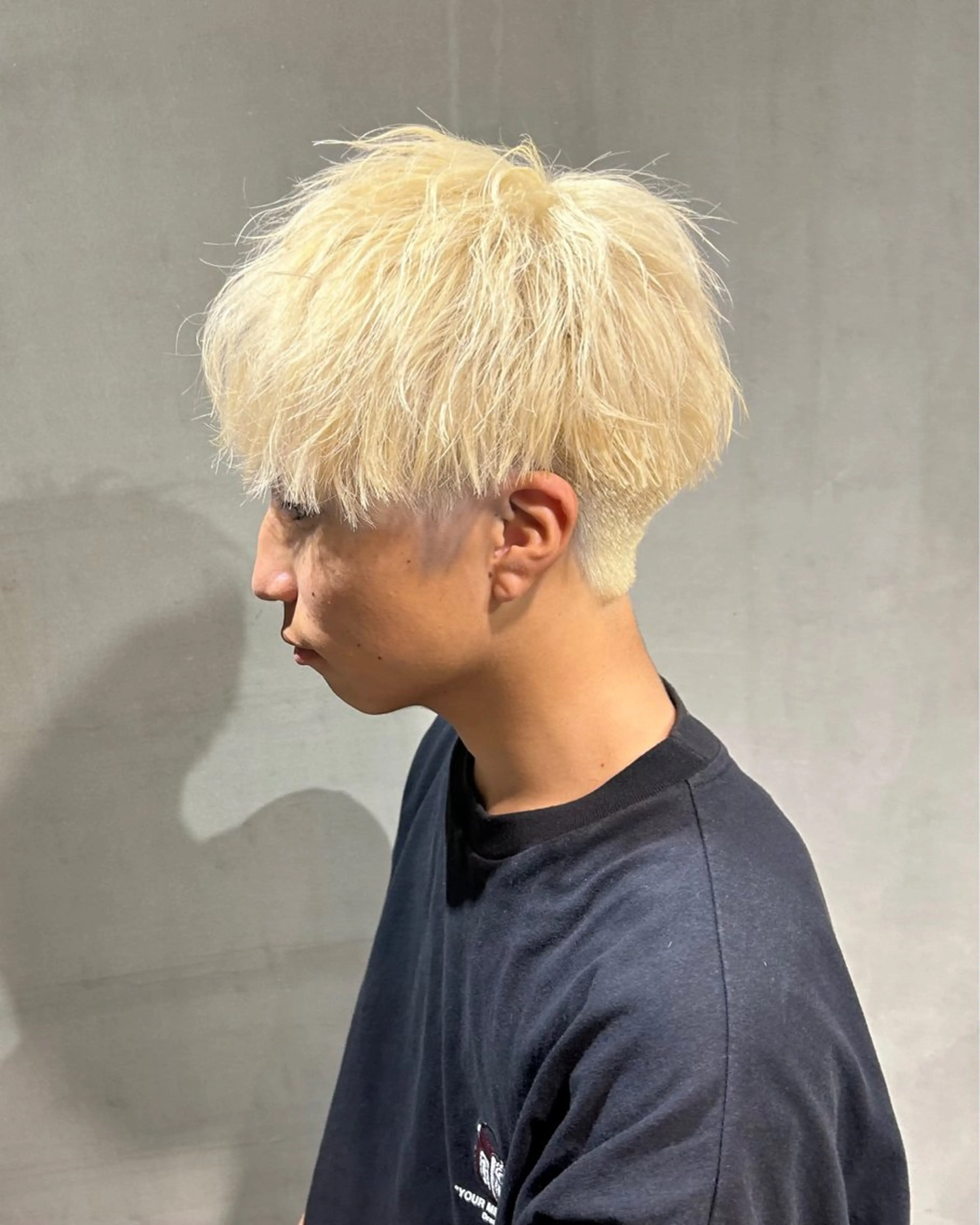 メンズカット+ブリーチ+カラーの写真