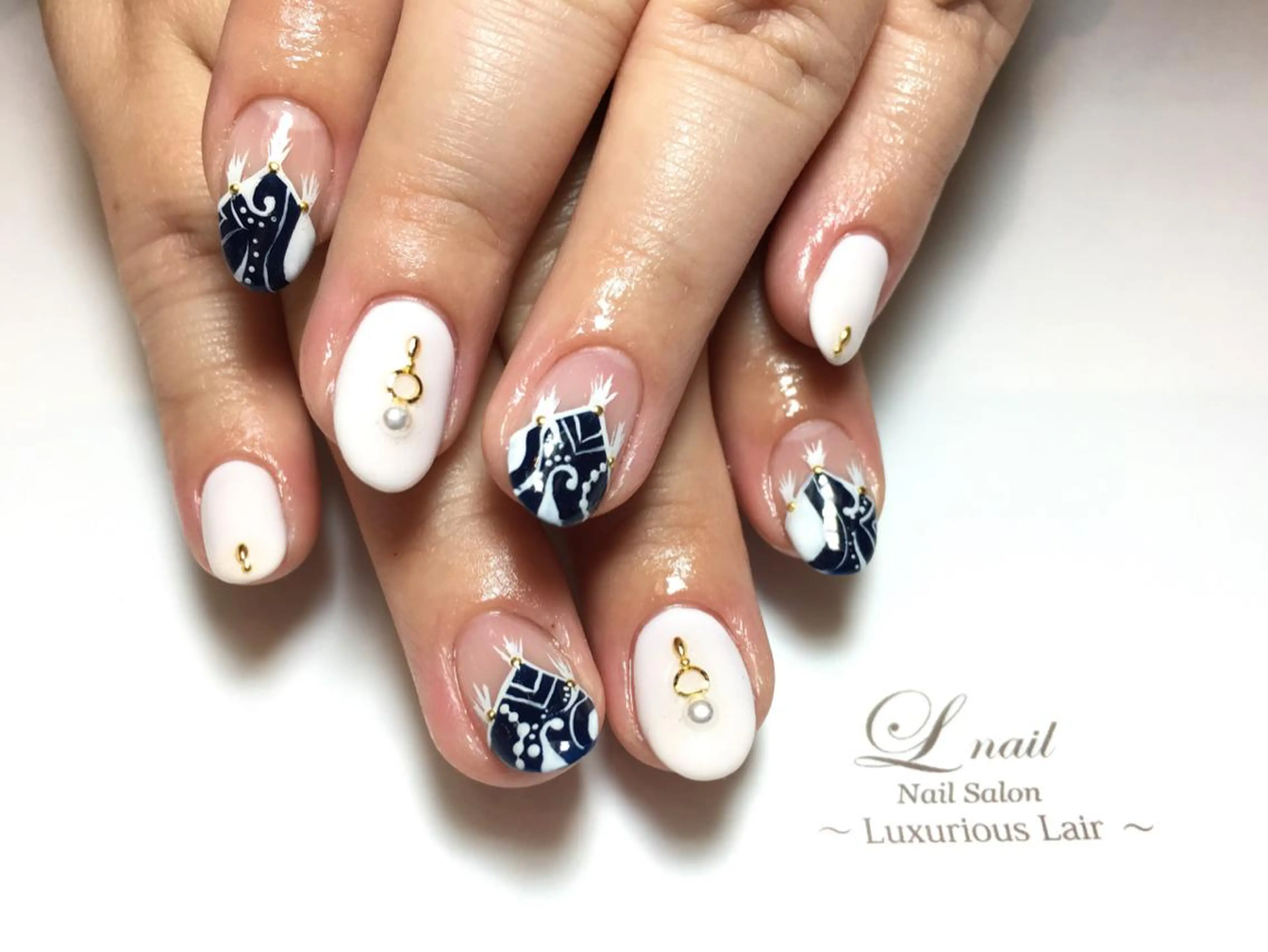 ネイル Li'leaNail AINAのネイルデザイン