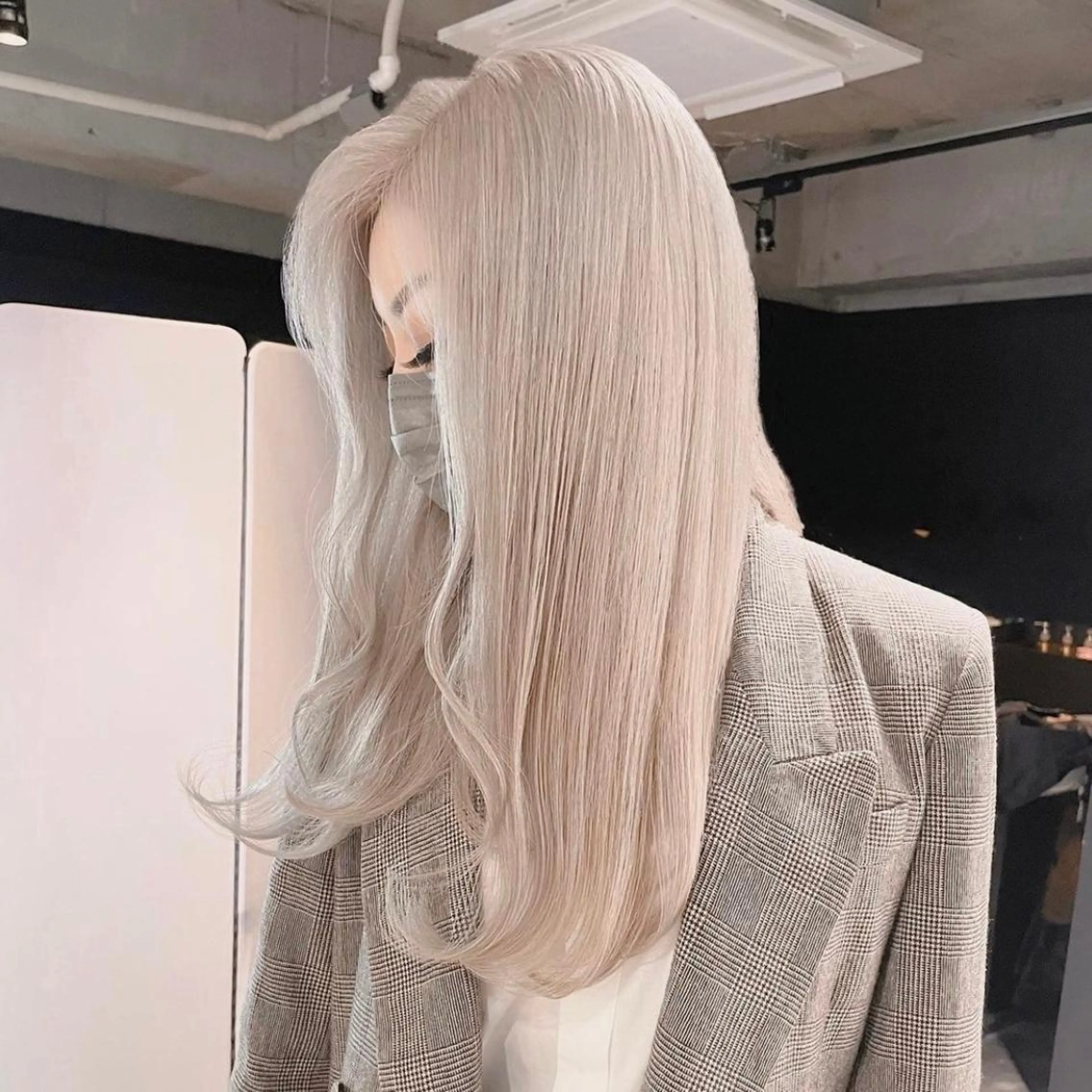 ロング カラー ハイトーンカラー ヘアカラー トリートメント MiL所属・✨ハイトーン✨ 濱田知孝のヘアスタイル