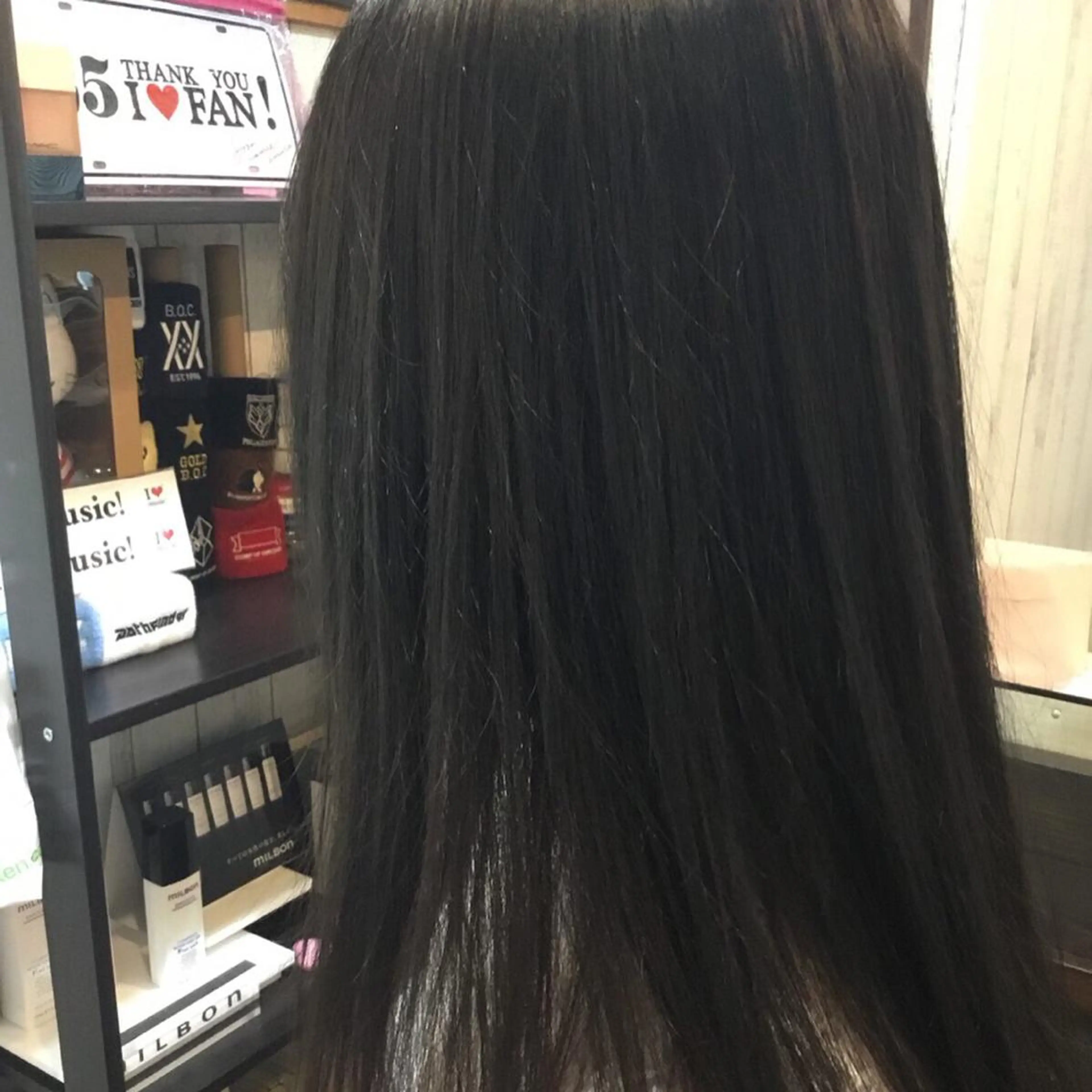 ロング カラー embrace エンブレイスのヘアスタイル