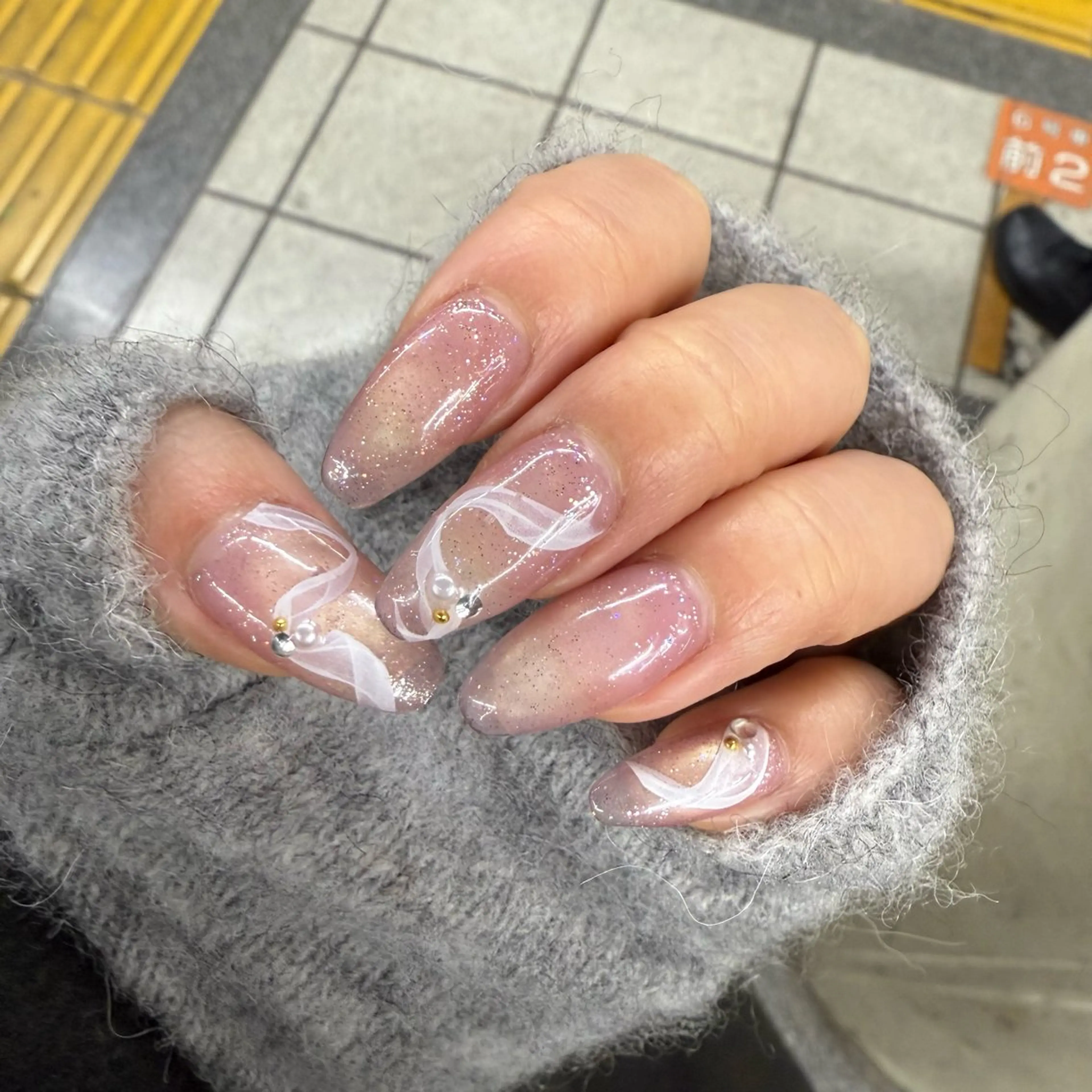 ネイル ハンドネイル chika .のネイルデザイン