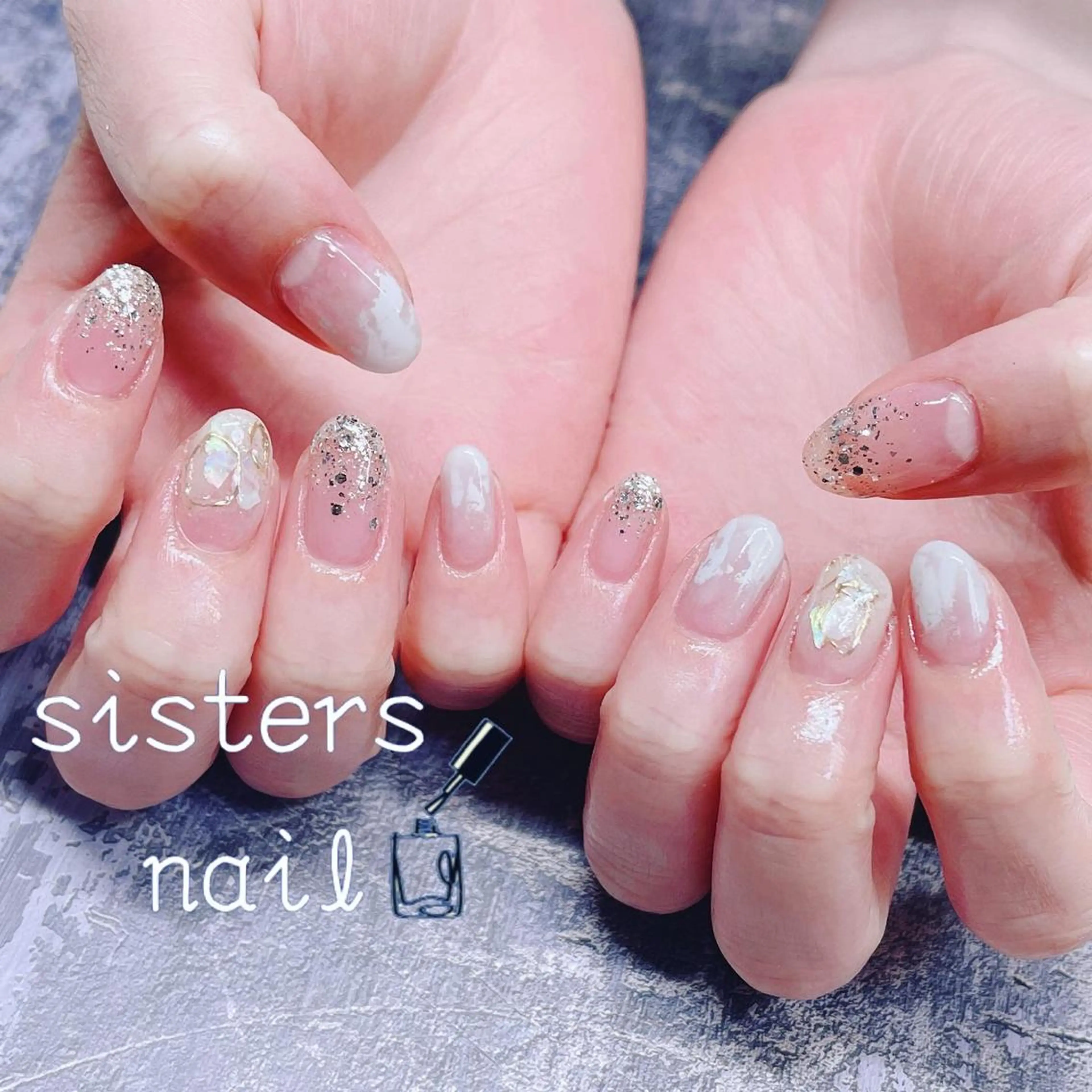 ネイル アートネイル グラデーション ミラーネイル ニュアンスネイル シルバー sisters nail.fのネイルデザイン