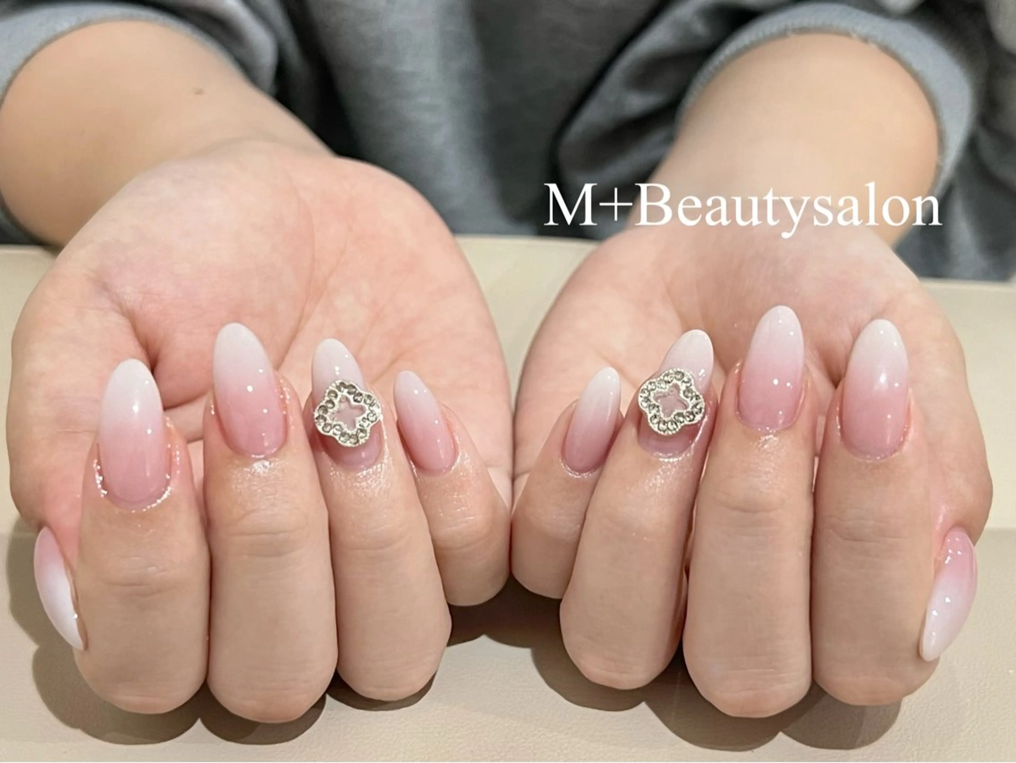 ネイル M+  Beauty Salonのネイルデザイン