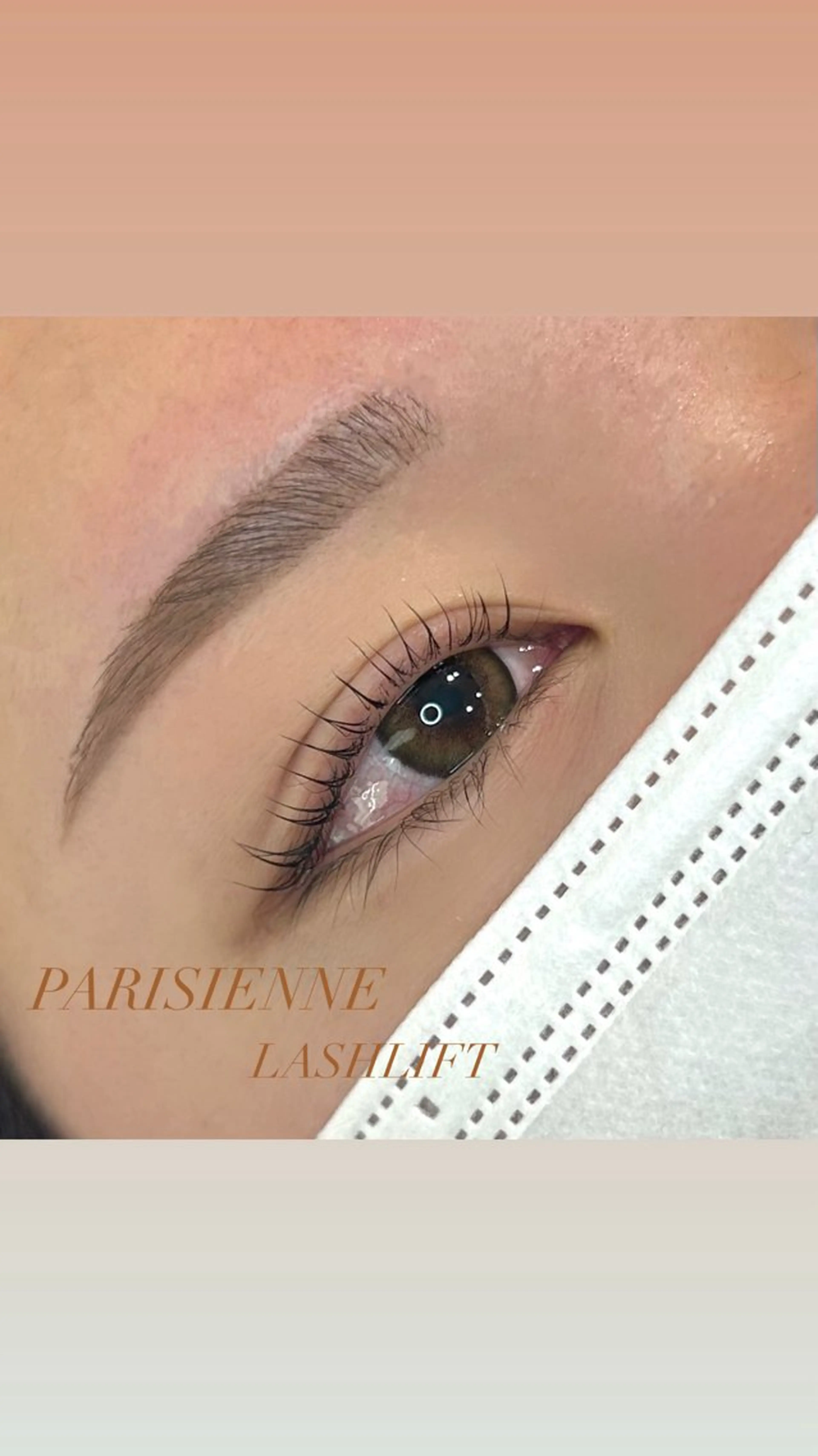 マツエク・マツパ パリジェンヌラッシュリフト The TEN所属・鎗田 真優の眉毛・アイブロウイメージ