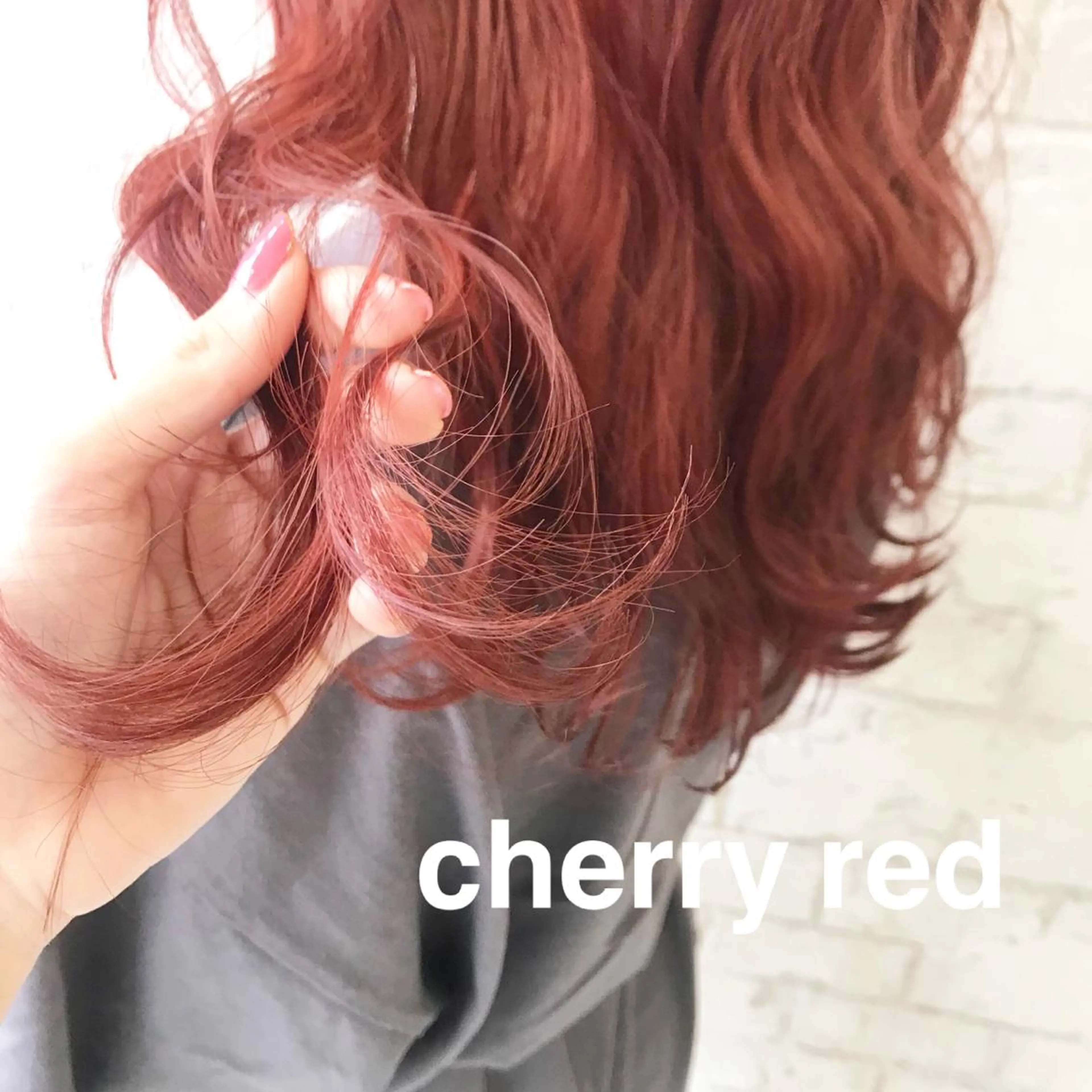 ロング カラー オリーブ/アッシュ やわらか透明感カラーのヘアスタイル