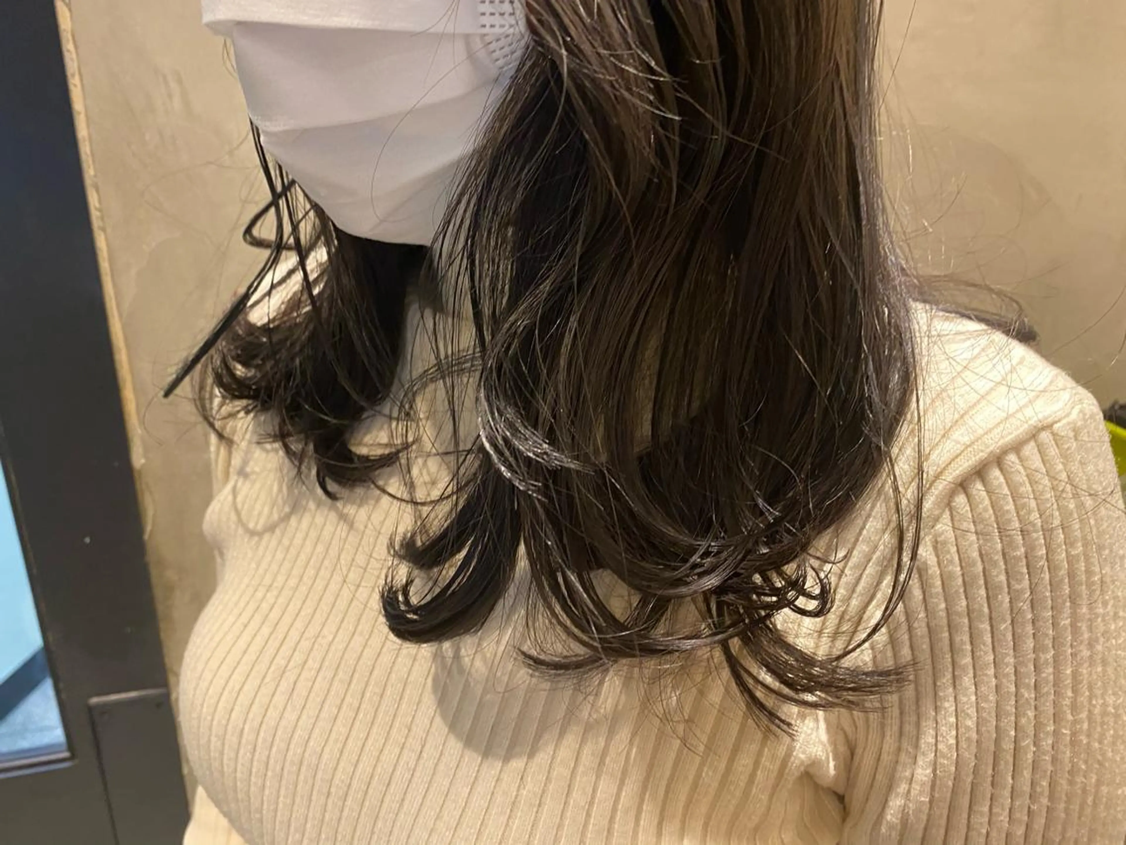 ミディアム 顔まわりレイヤー レイヤーカット ヘアカラー トリートメント 顔周りcut・ご相談 ＝新宿しずく🇰🇷のヘアスタイル