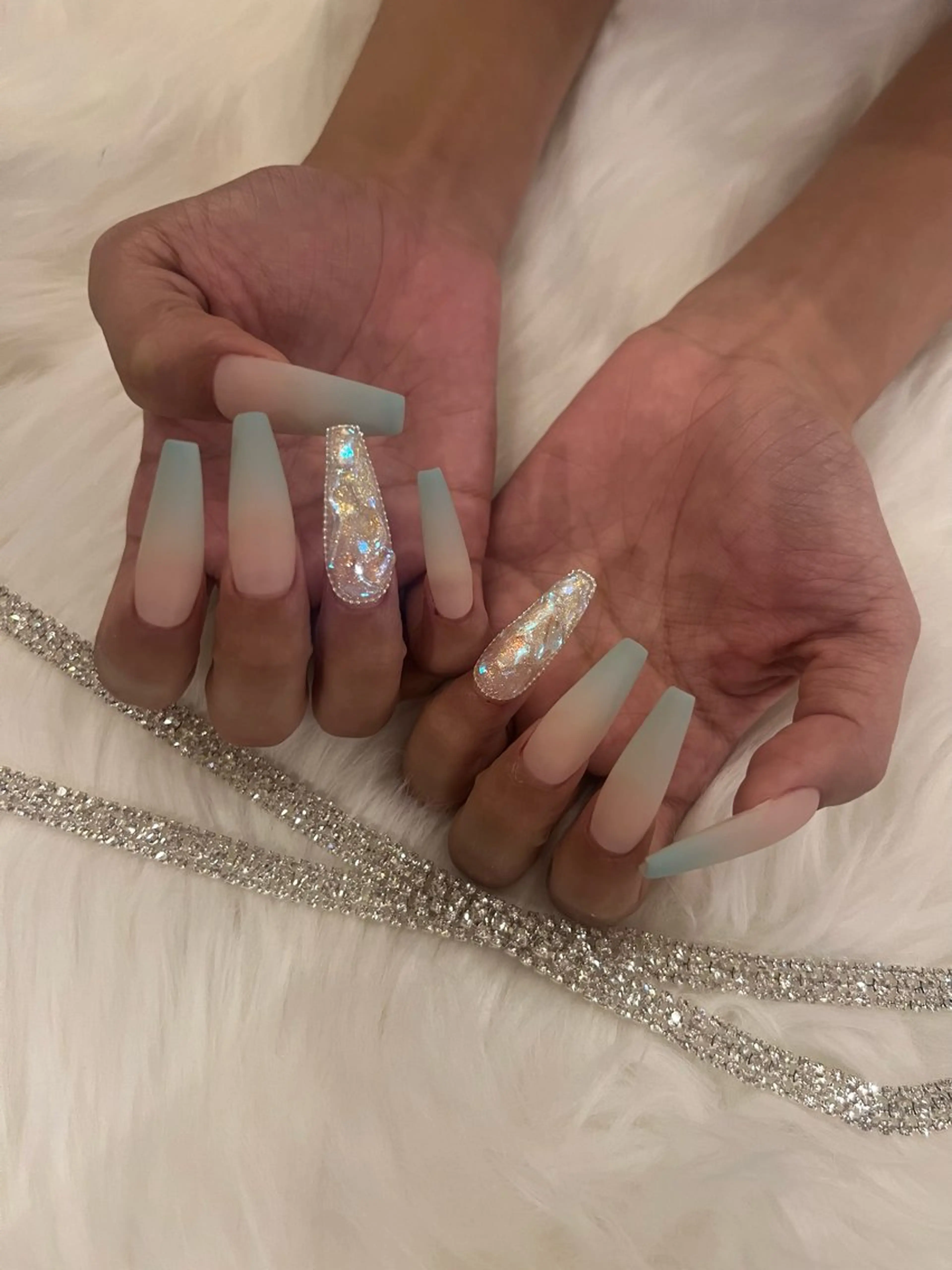 ネイル ハンドネイル ハンドケア RÊVIA所属・RÊVIA (レヴィア)のネイルデザイン