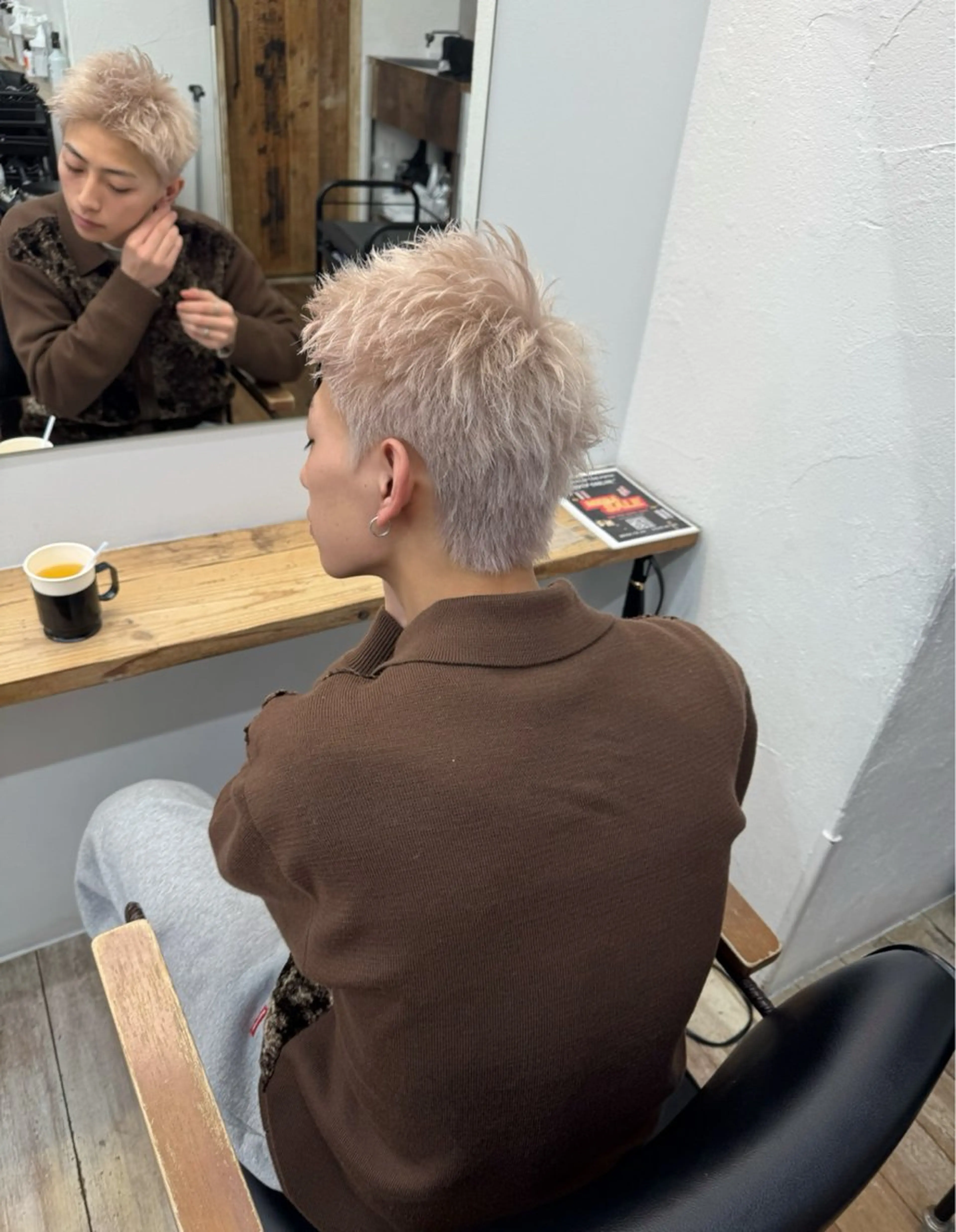 ショート カット ヘアカラー TRUCKIN UP THE PATH所属・さとう けんたのヘアスタイル