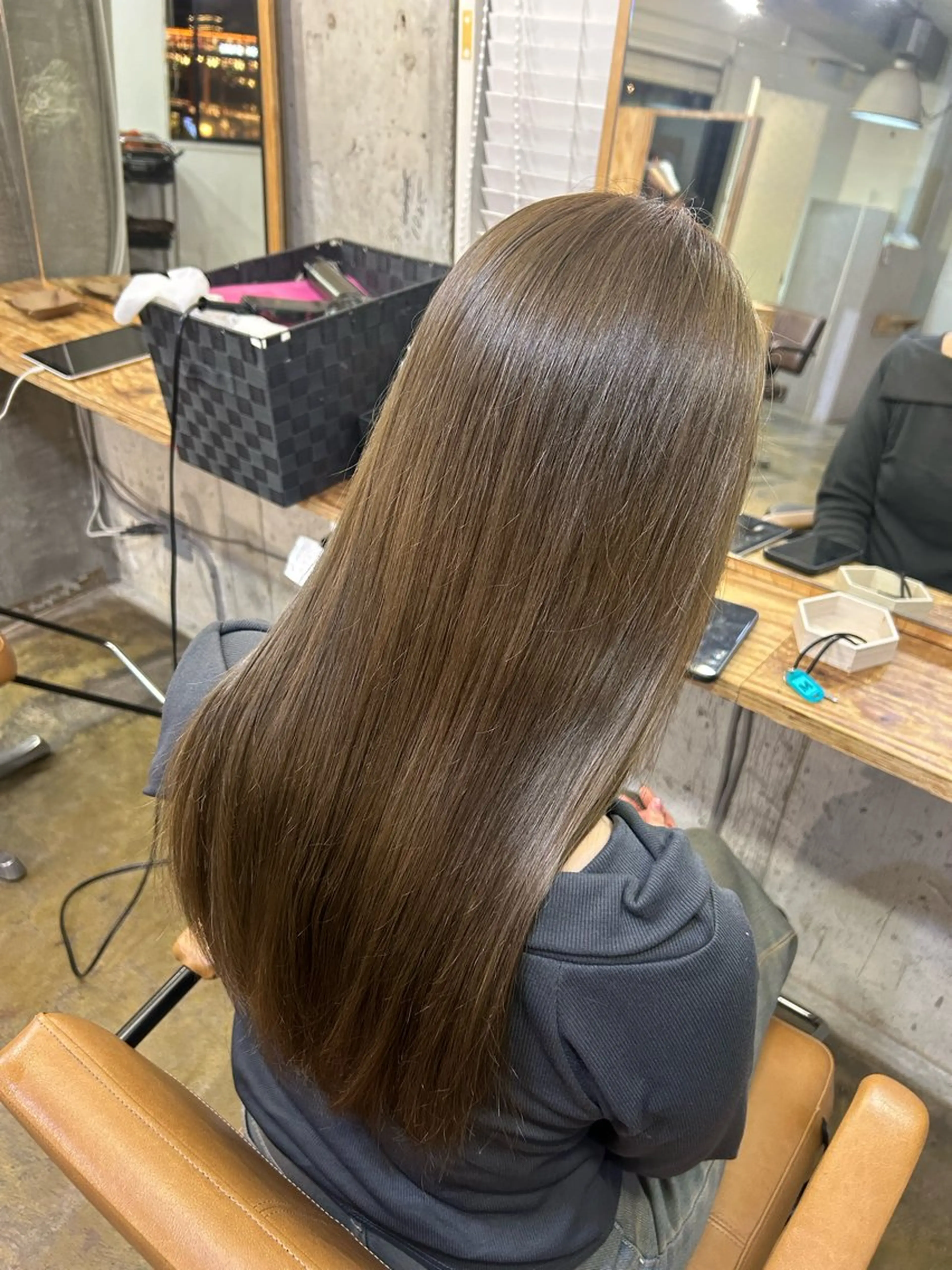 ロング カット ヘアカラー トリートメント オオニシ オト☁️のヘアスタイル