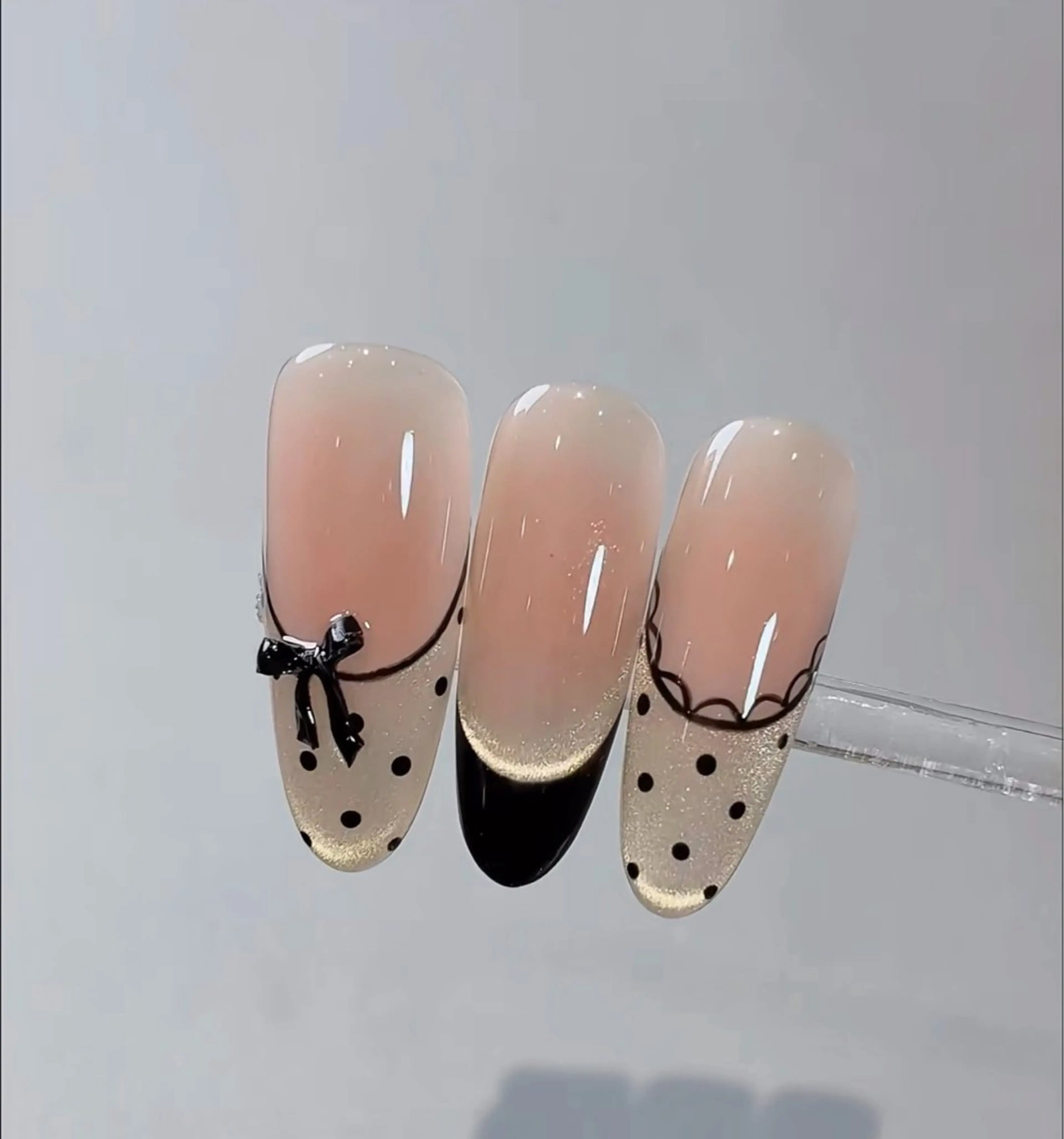 ネイル ETELUNA Nail 銀座店【パラジェル/フィルイン/チップスカルプ/マグネット/ニュアンス】所属・周 テイのネイルデザイン