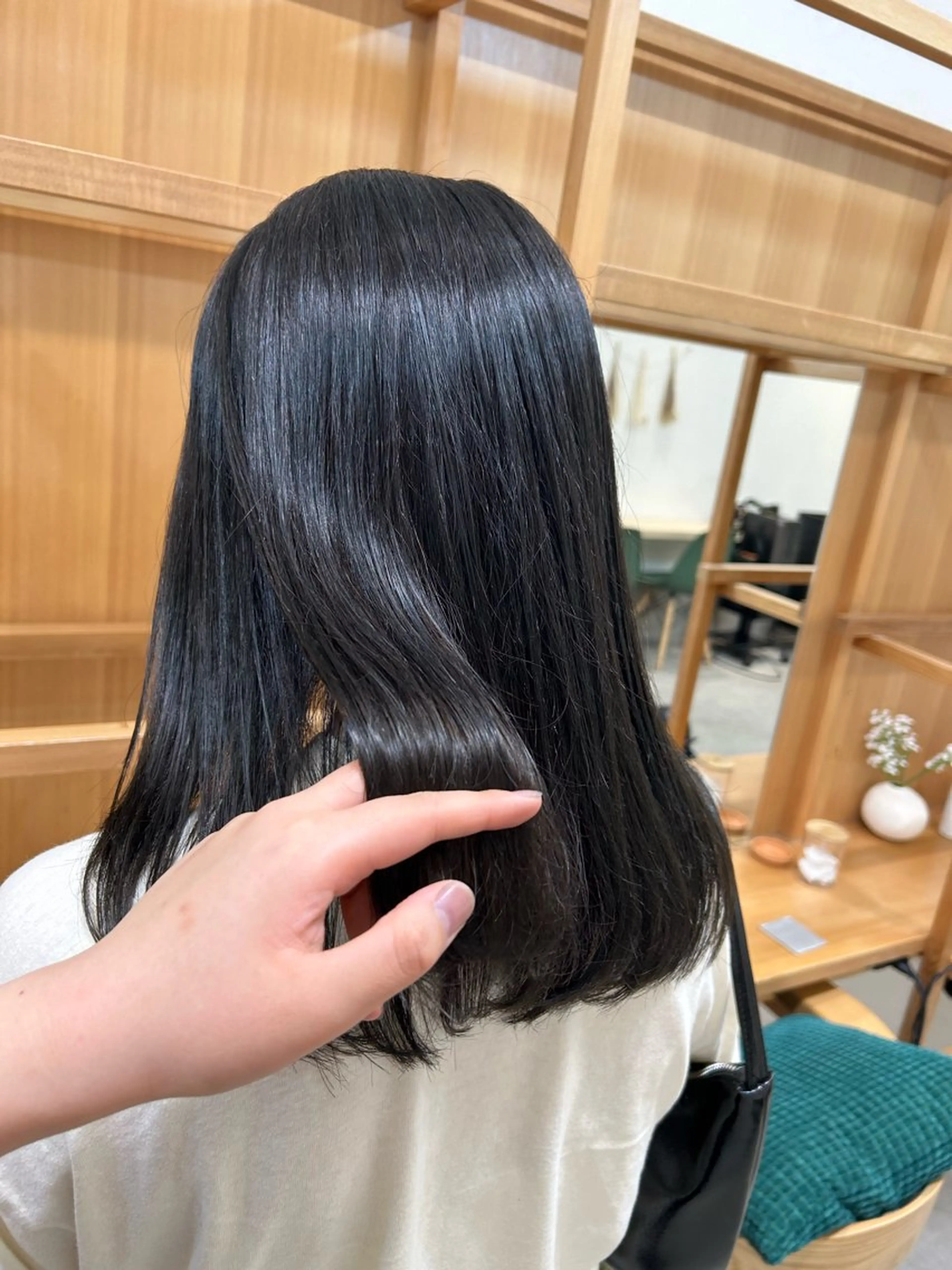 セミロング トリートメント null 《 栞 》のヘアスタイル