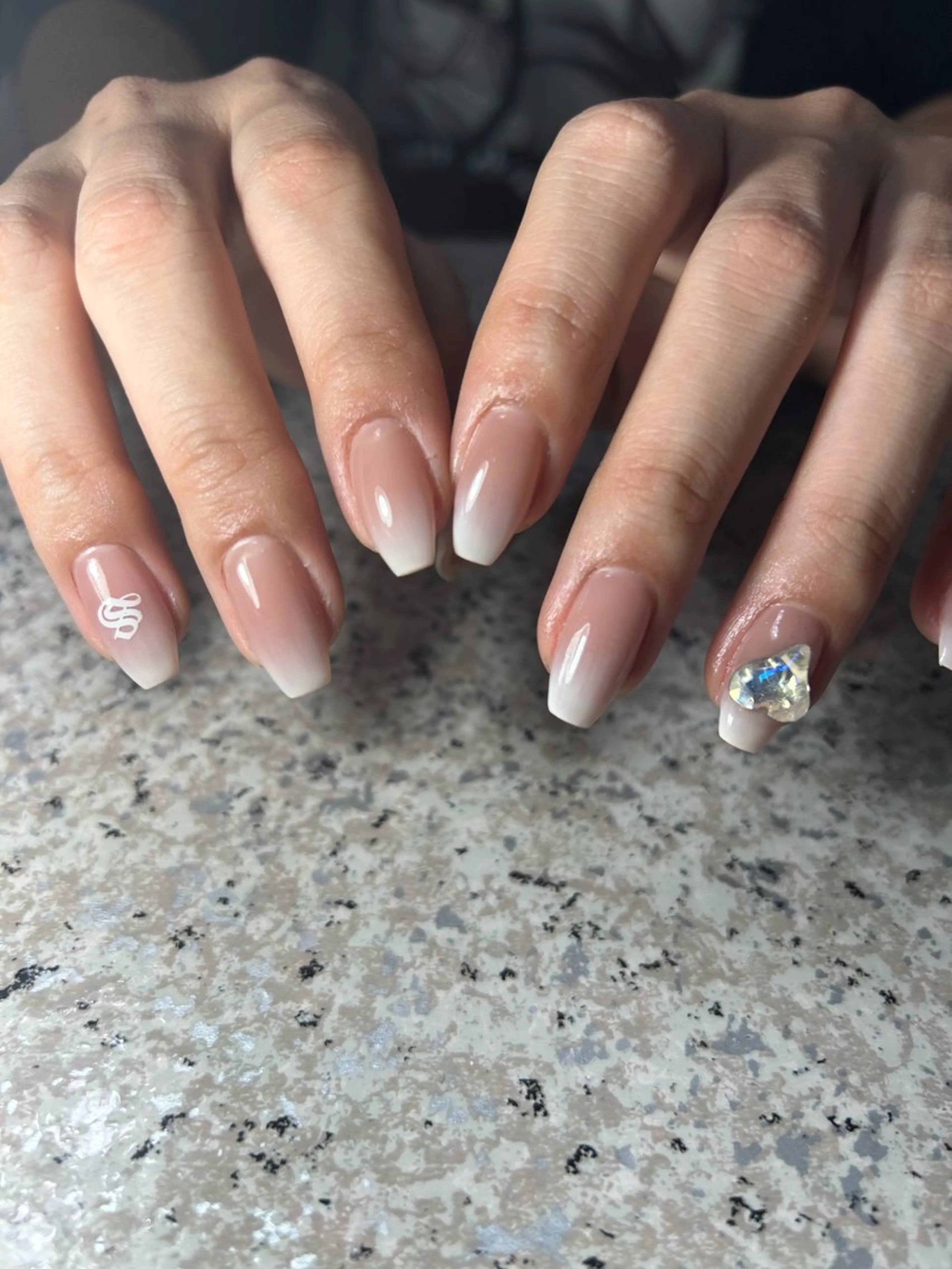 ネイル ハンドネイル nailroom‪ sb‪‪𓈒𓂂𓏸のネイルデザイン