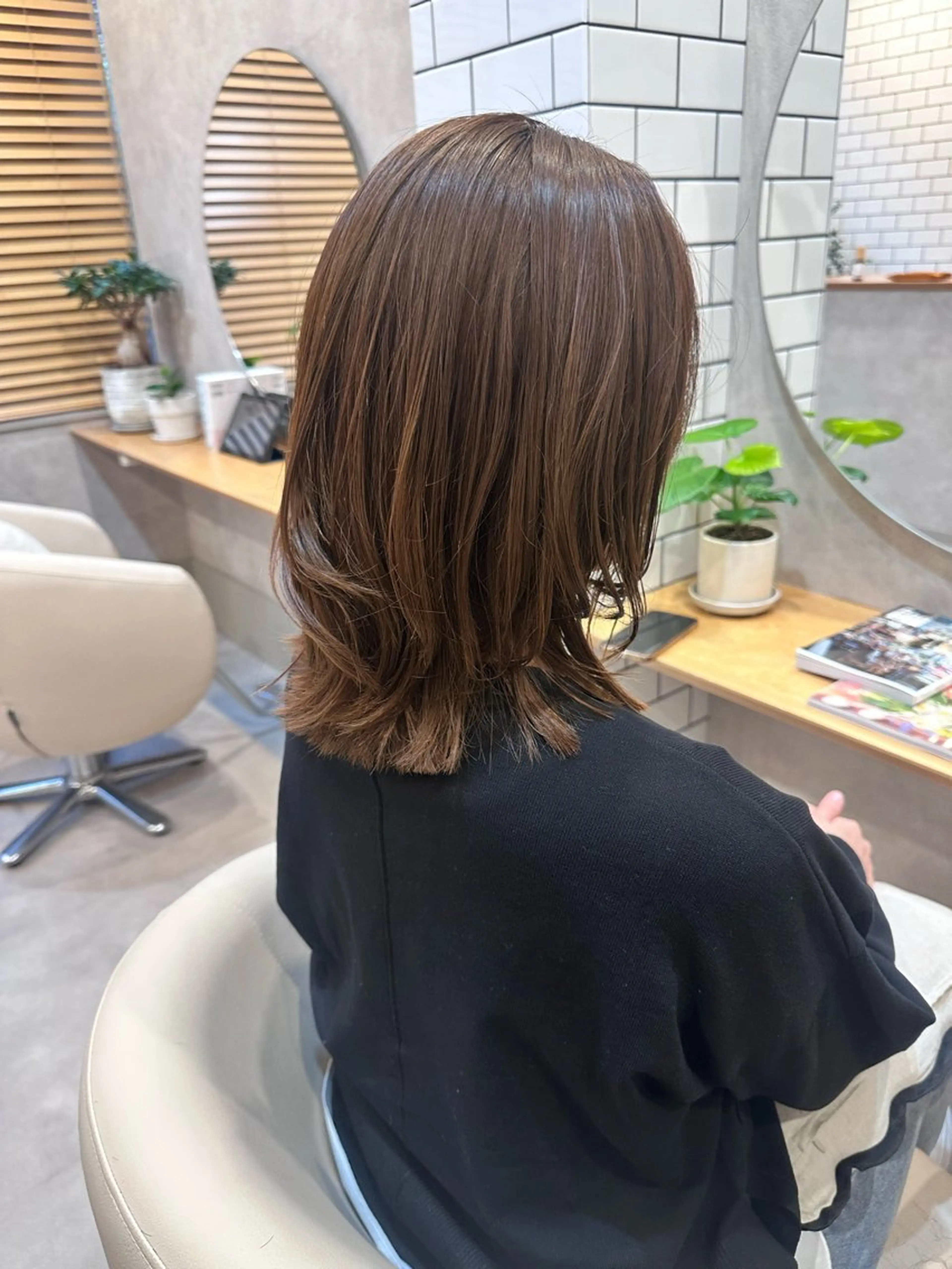 ミディアム カラー カット ヘアカラー トリートメント ヘッドスパ 高橋友里亜 /フリーランスのヘアスタイル