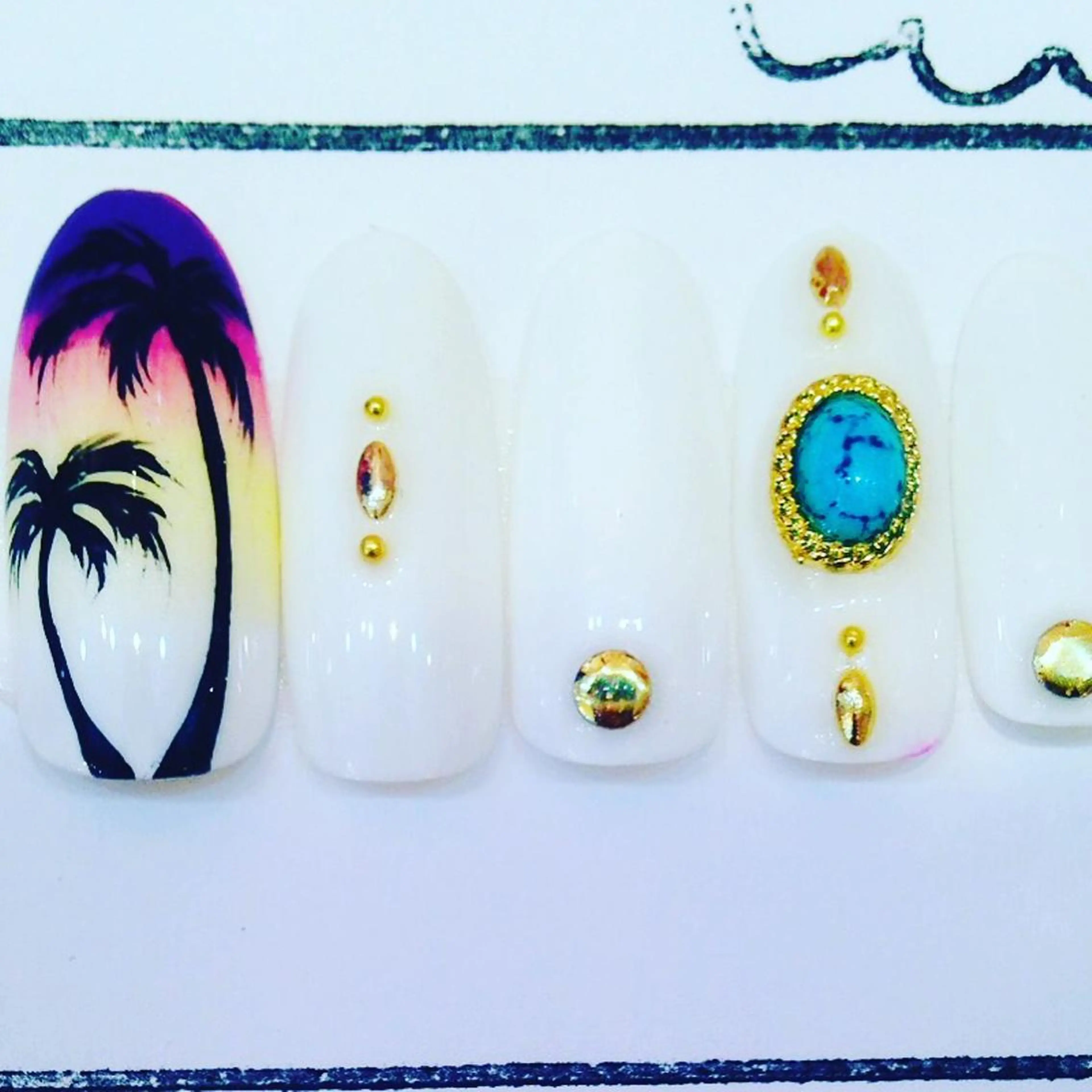 ミディアム カラー パーマ ヘアアレンジ メンズ キッズ ネイル マツエク・マツパ 付け放題 アートネイル フットネイル ジェルネイル 持ち込み NAILSGOGO shibuyaのネイルデザイン