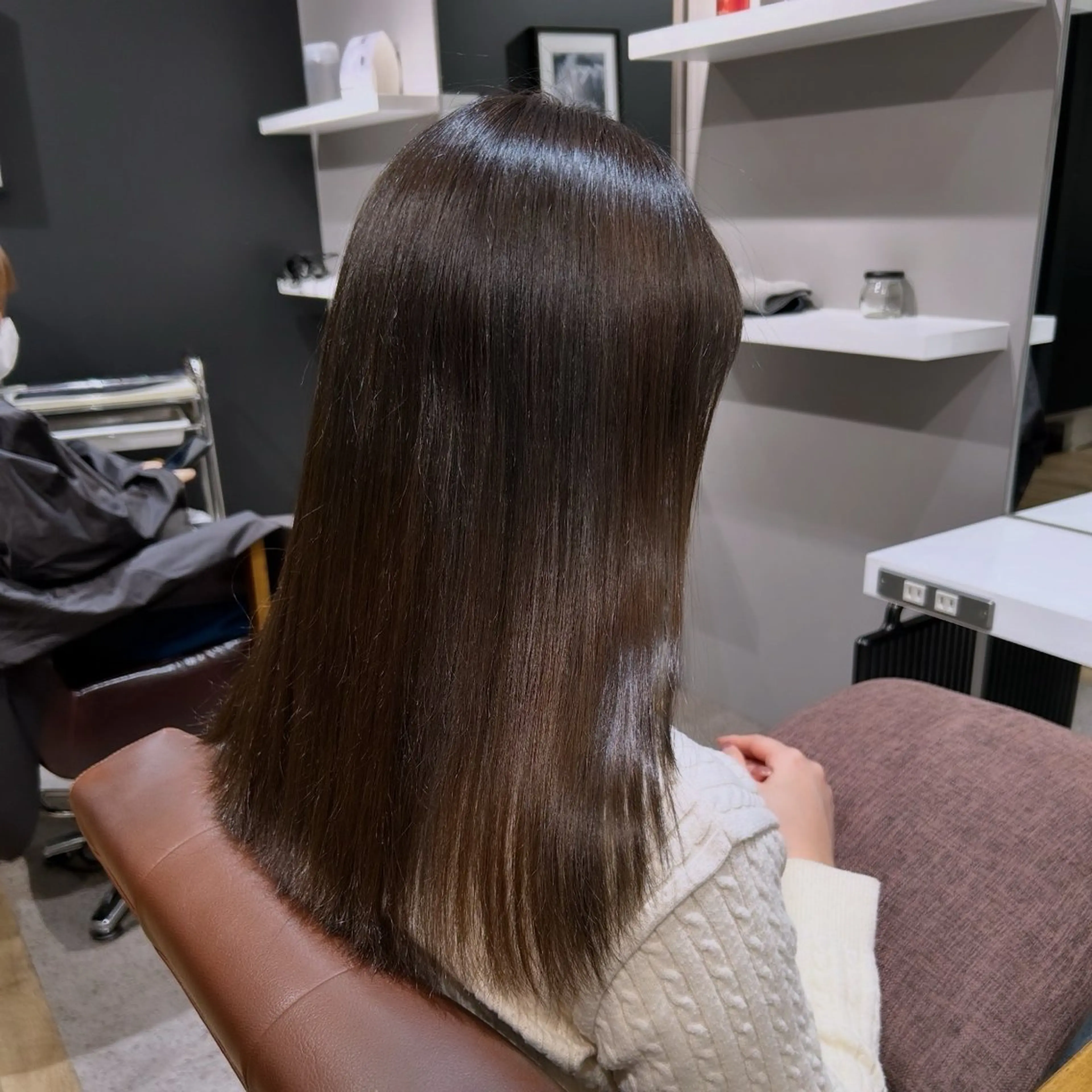 ミディアム BONIA by HEADLIGHT 大阪梅田店【ボニア バイ ヘッドライト】所属・綾/似合わせcut うめだの隠れ家サロンのヘアスタイル