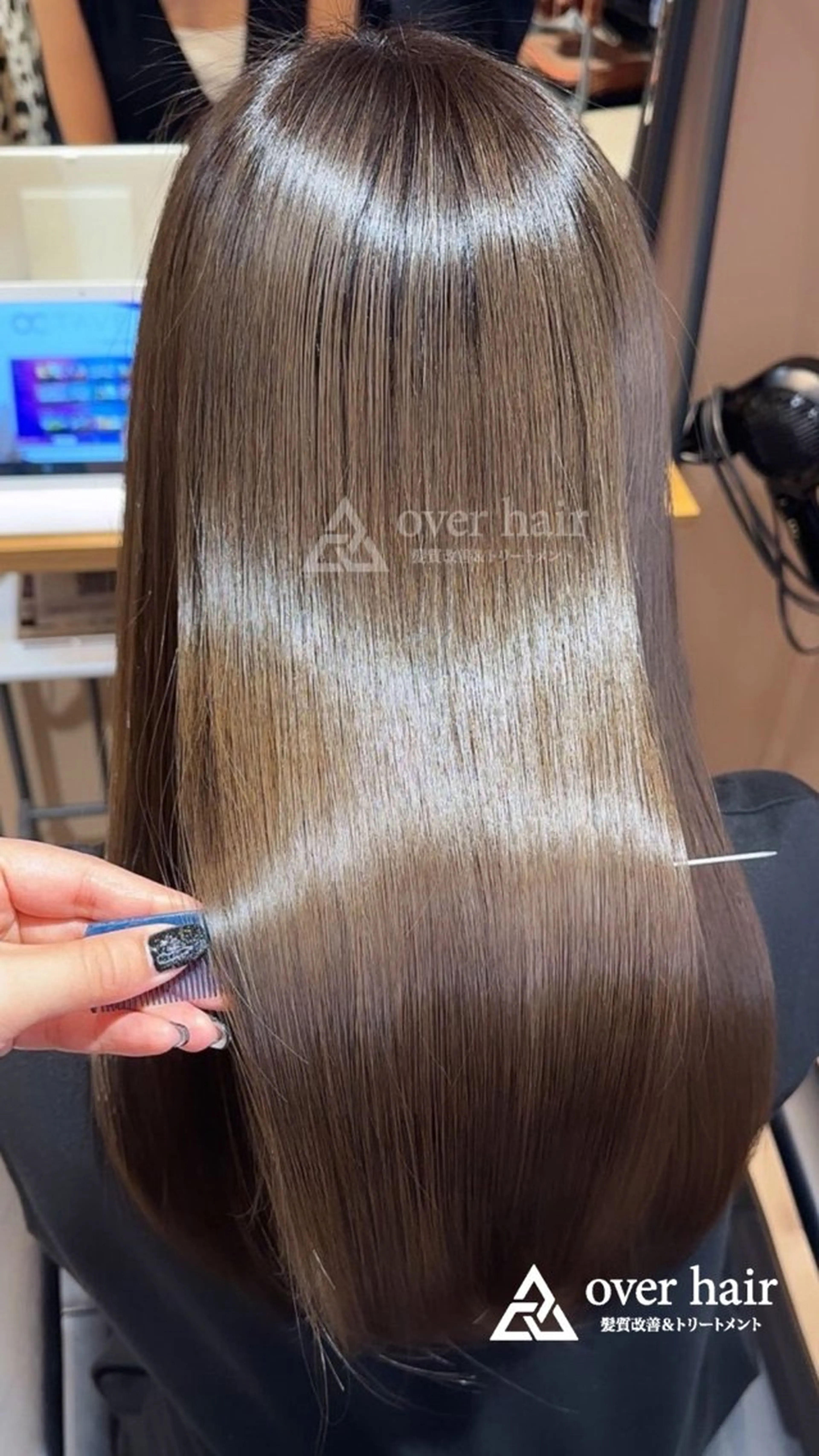 ロング カット あらい みゆのヘアスタイル