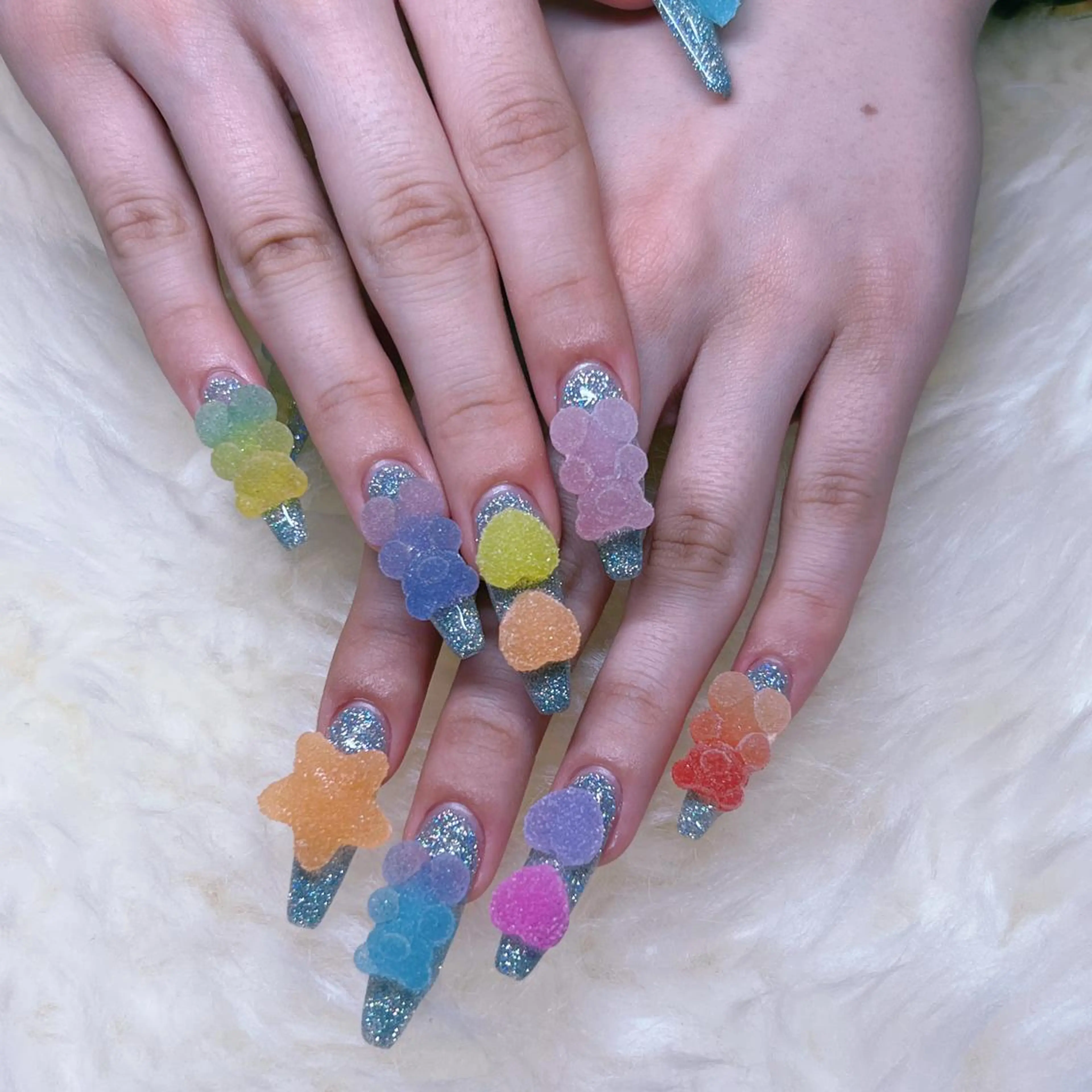 ロング ハンドネイル ハンドケア 💜MIYA nail川崎店のネイルデザイン