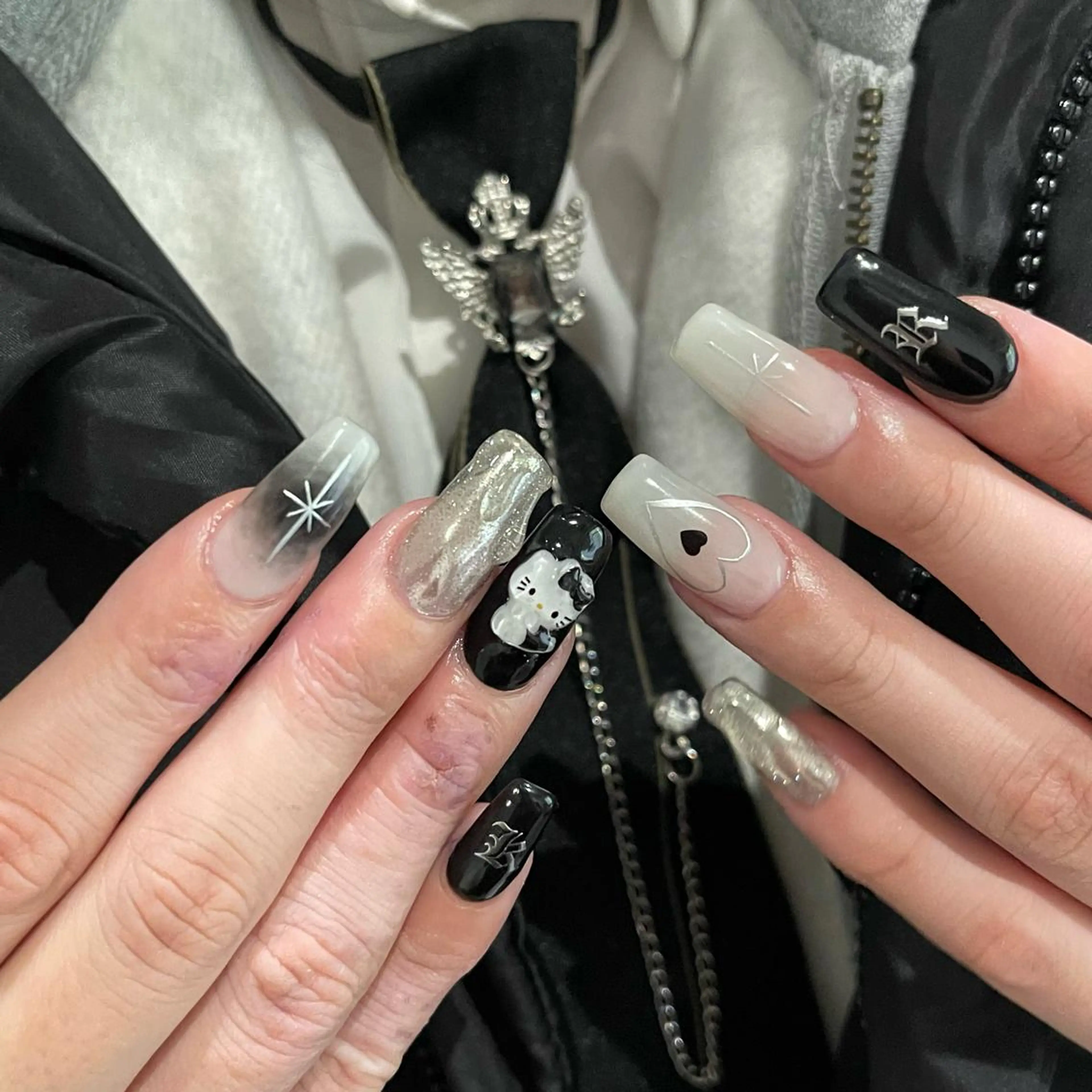 ネイル 8113 海外/y2k/韓国のネイルデザイン