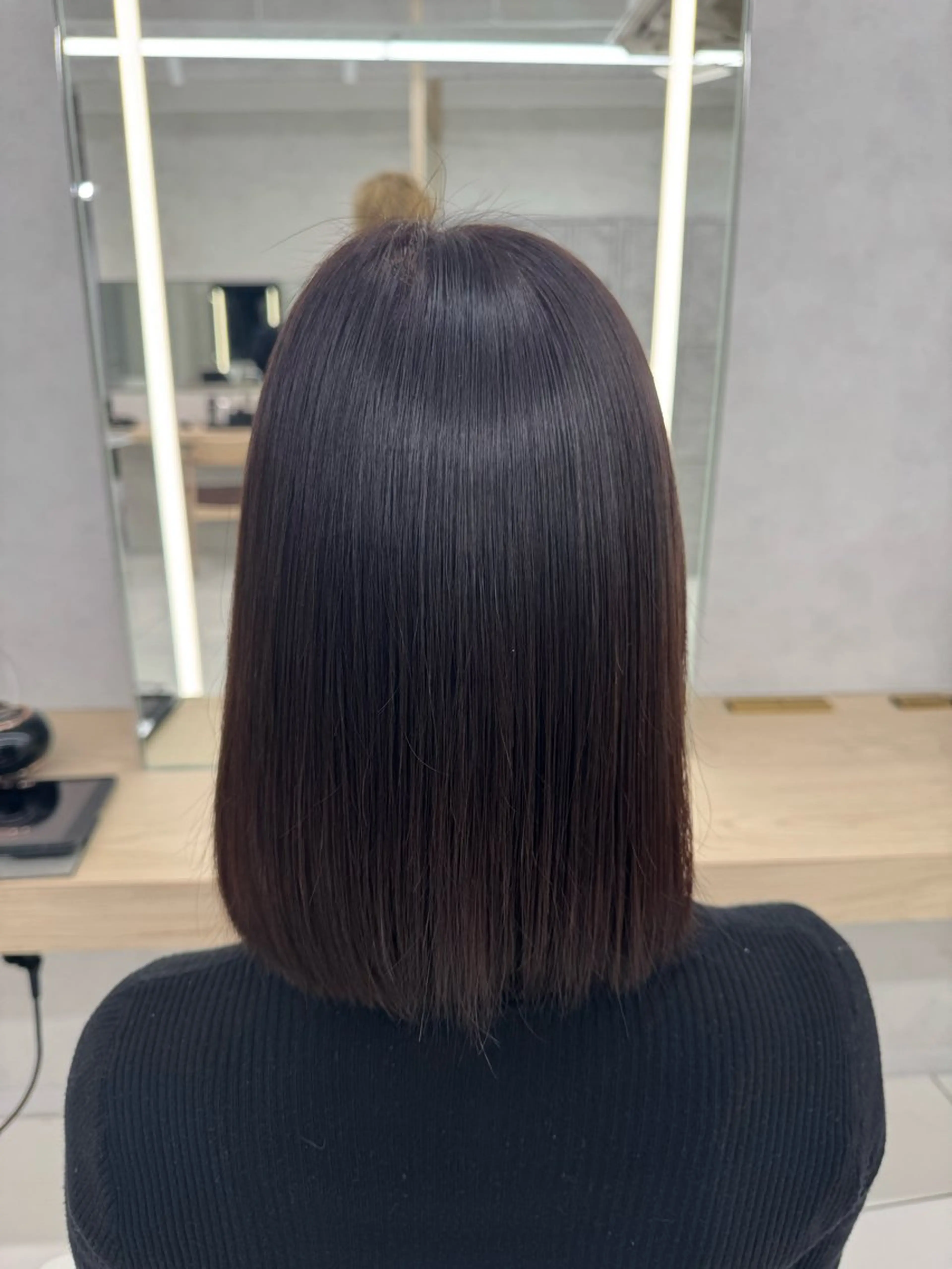 ミディアム ヘアカラー 顔まわりカット/ カラー/西野和裕のヘアスタイル