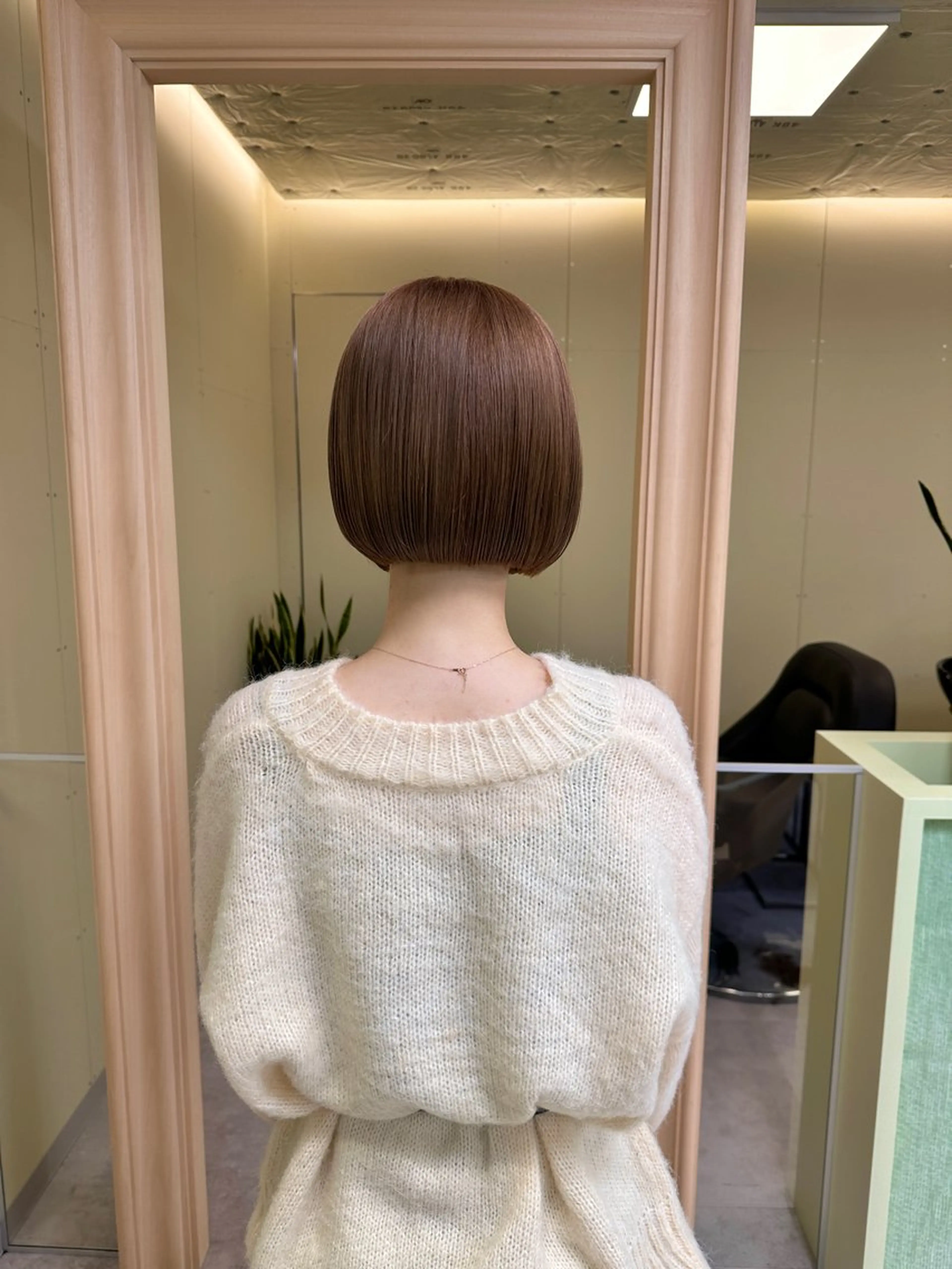 ミディアム カット ヘアカラー ボブ/ぱつっとボブ/ 谷口 海星のヘアスタイル