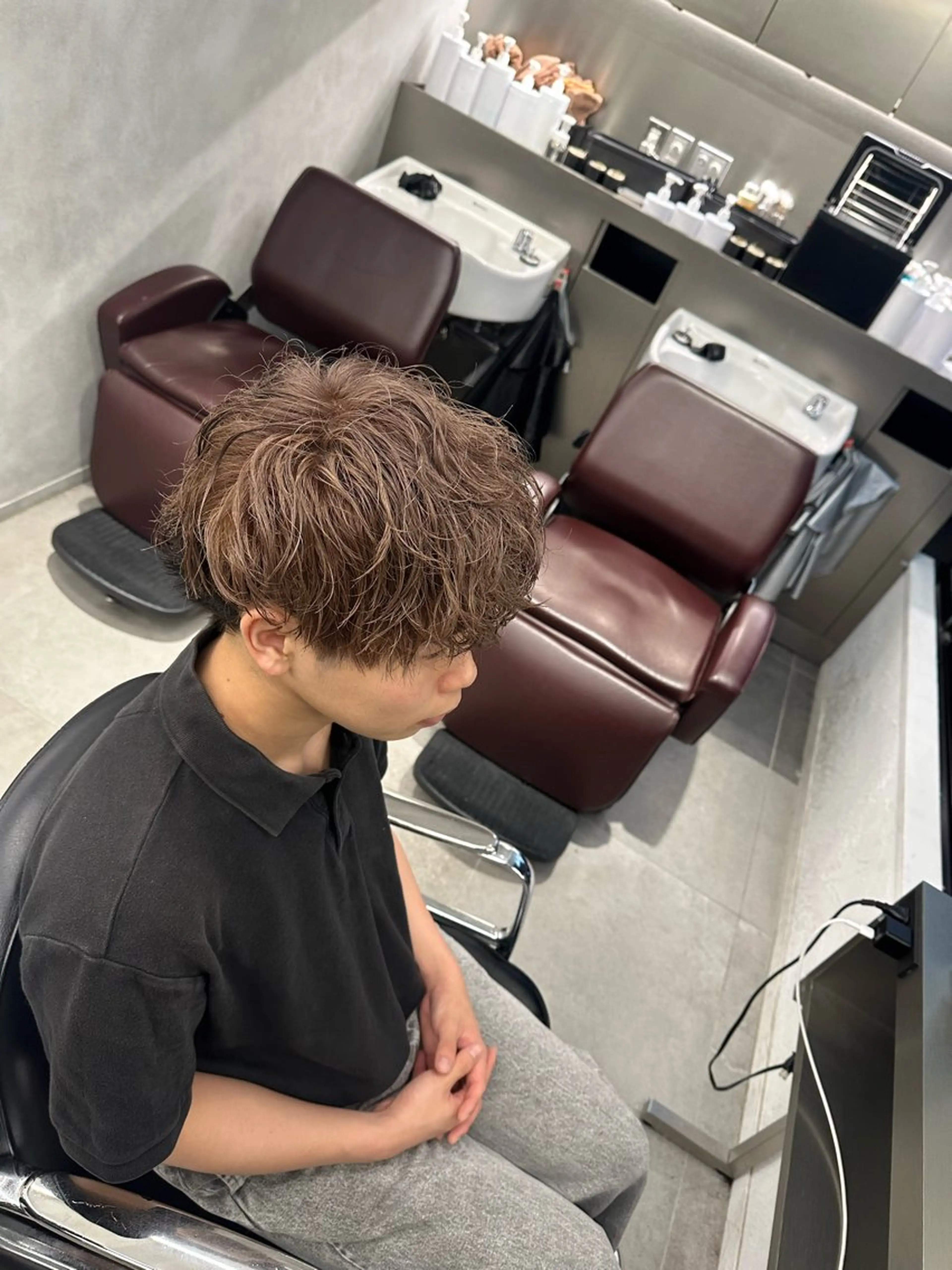 カラー ベージュカラー ブリーチ ミルクティーベージュ 中山 柊のヘアスタイル