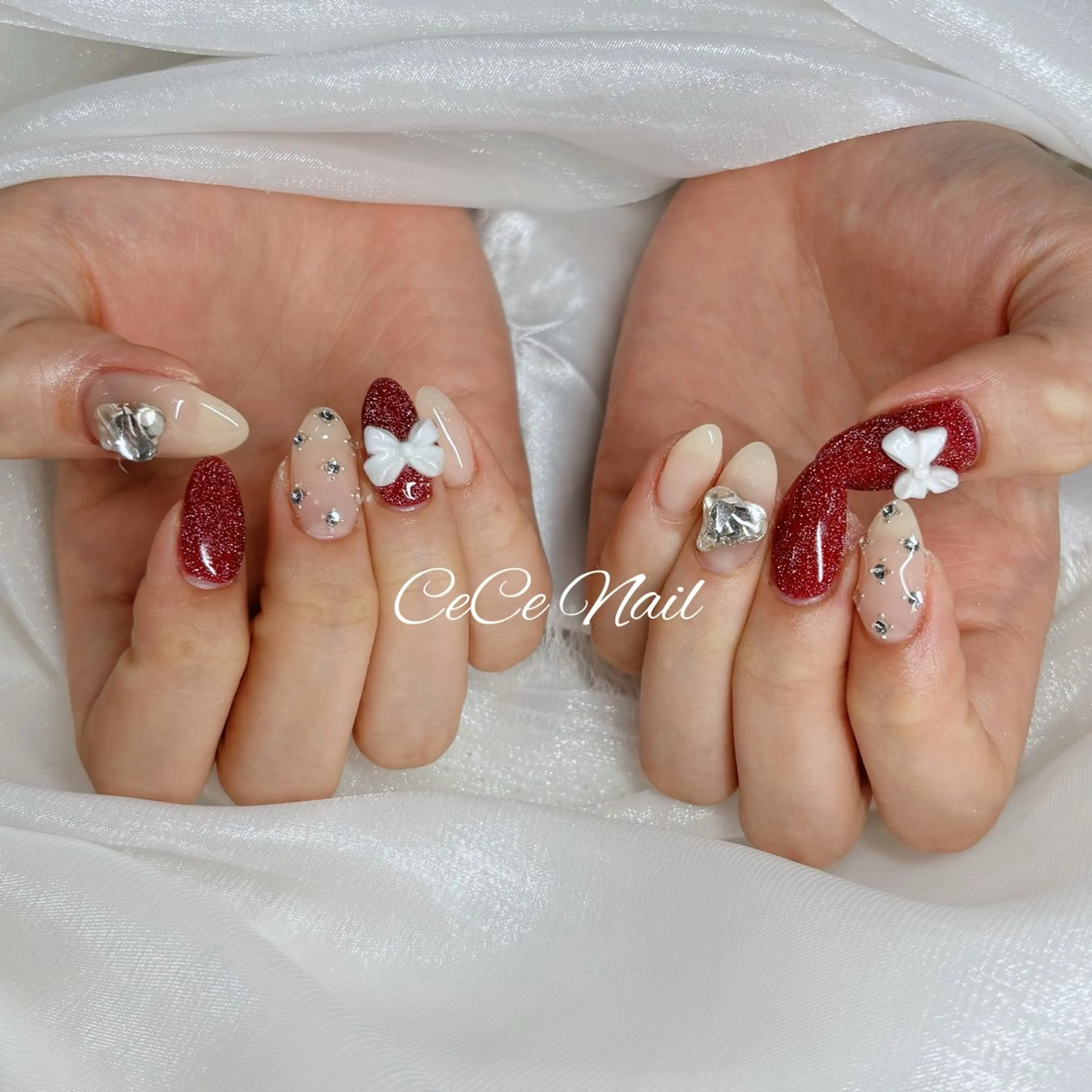ネイル オーロラネイル 長さ出し フットネイル フレンチネイル ジェルネイル ハンドネイル CeCe Garden所属・CeCeGarden ✨️キラキラワンホンのネイルデザイン