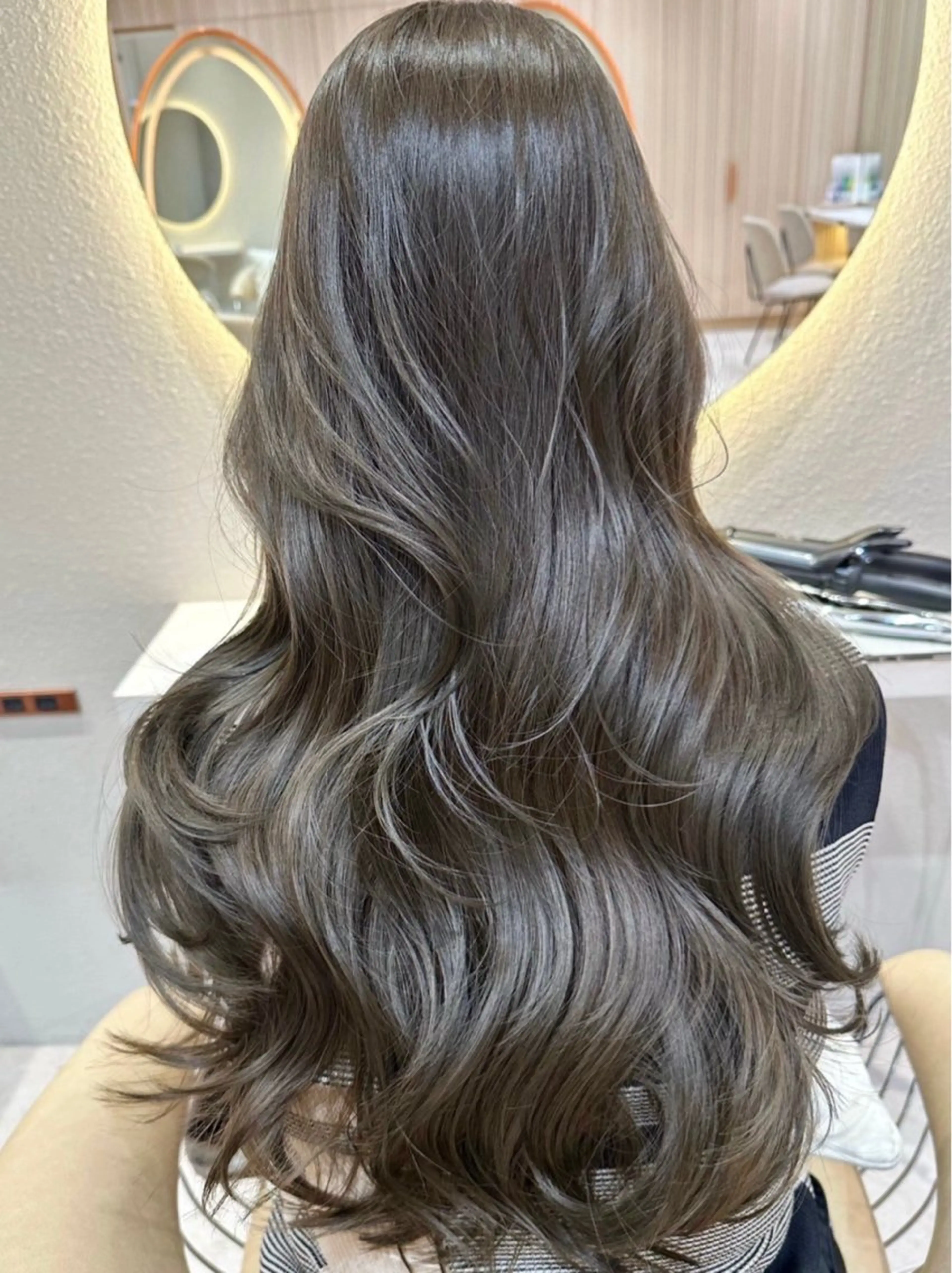 【✨🌞補修力抜群🌞✨】カット＋ワンカラー&TOKIOトリートメントの写真