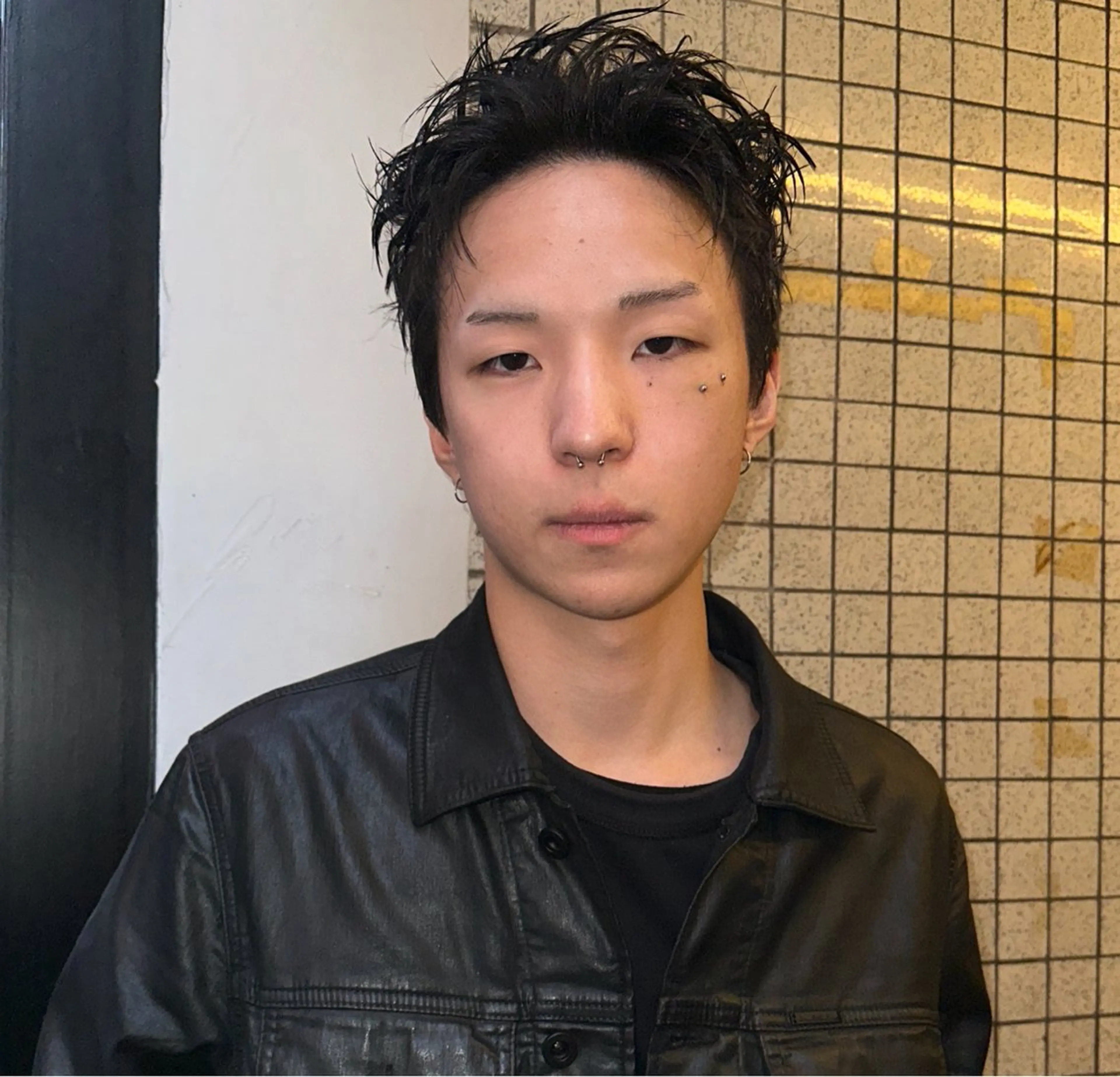 ショート メンズ ショートヘア カット mellow所属・顔周りデザイン/ ハイトーン/多田悠馬のヘアスタイル