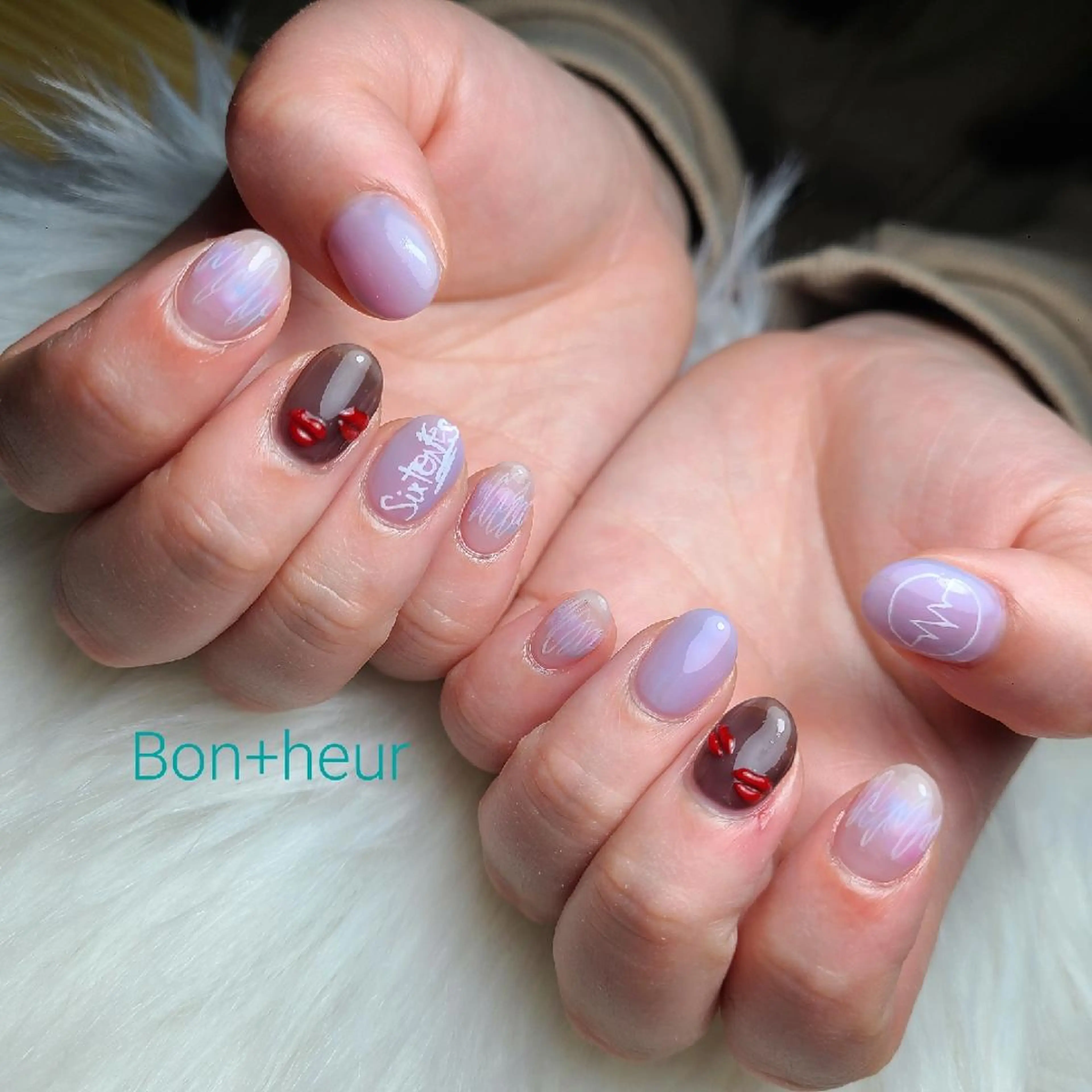 ネイル 宮口 紗子のネイルデザイン