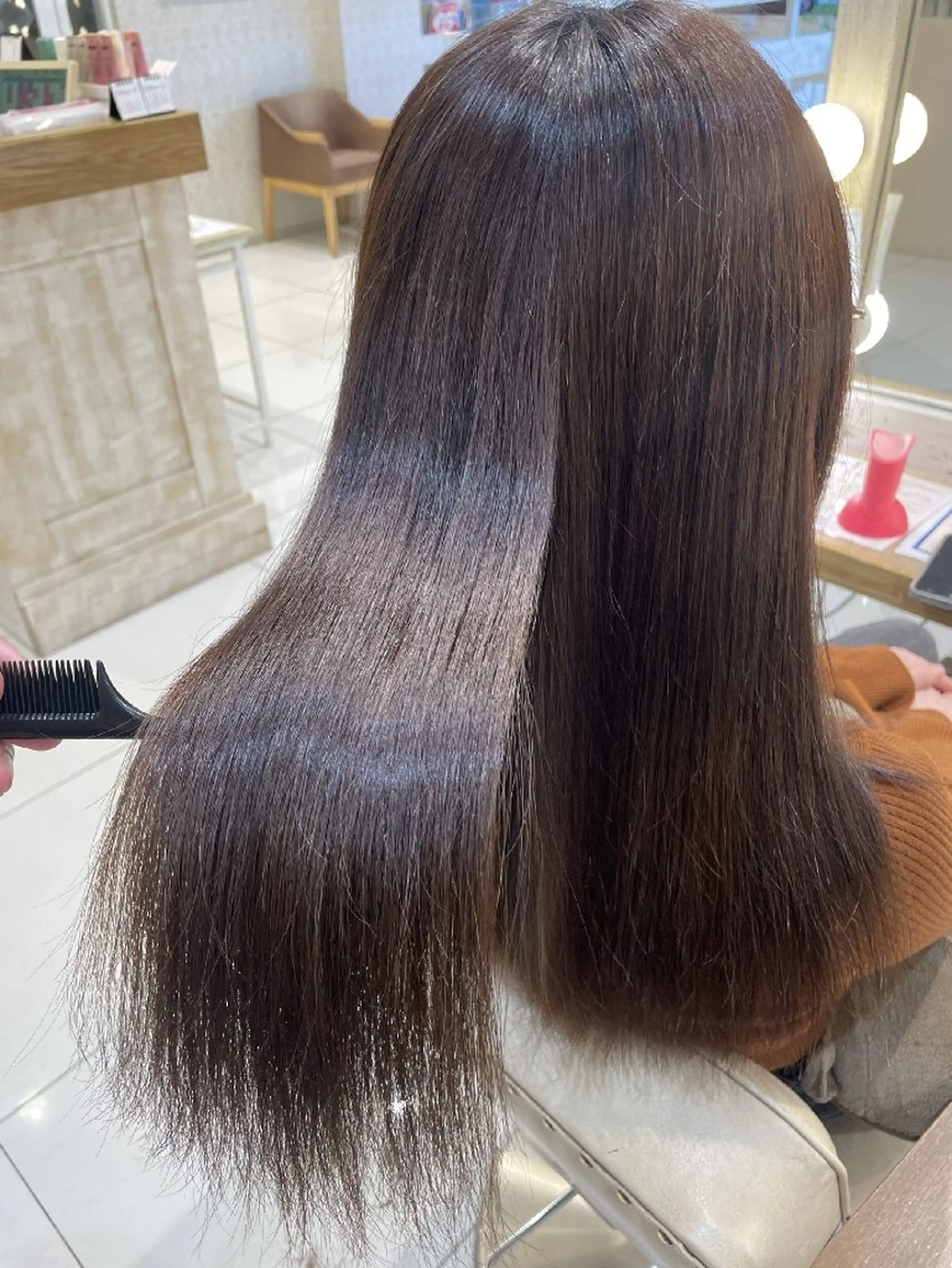 カット➕カラー➕コアミートリートメントの写真