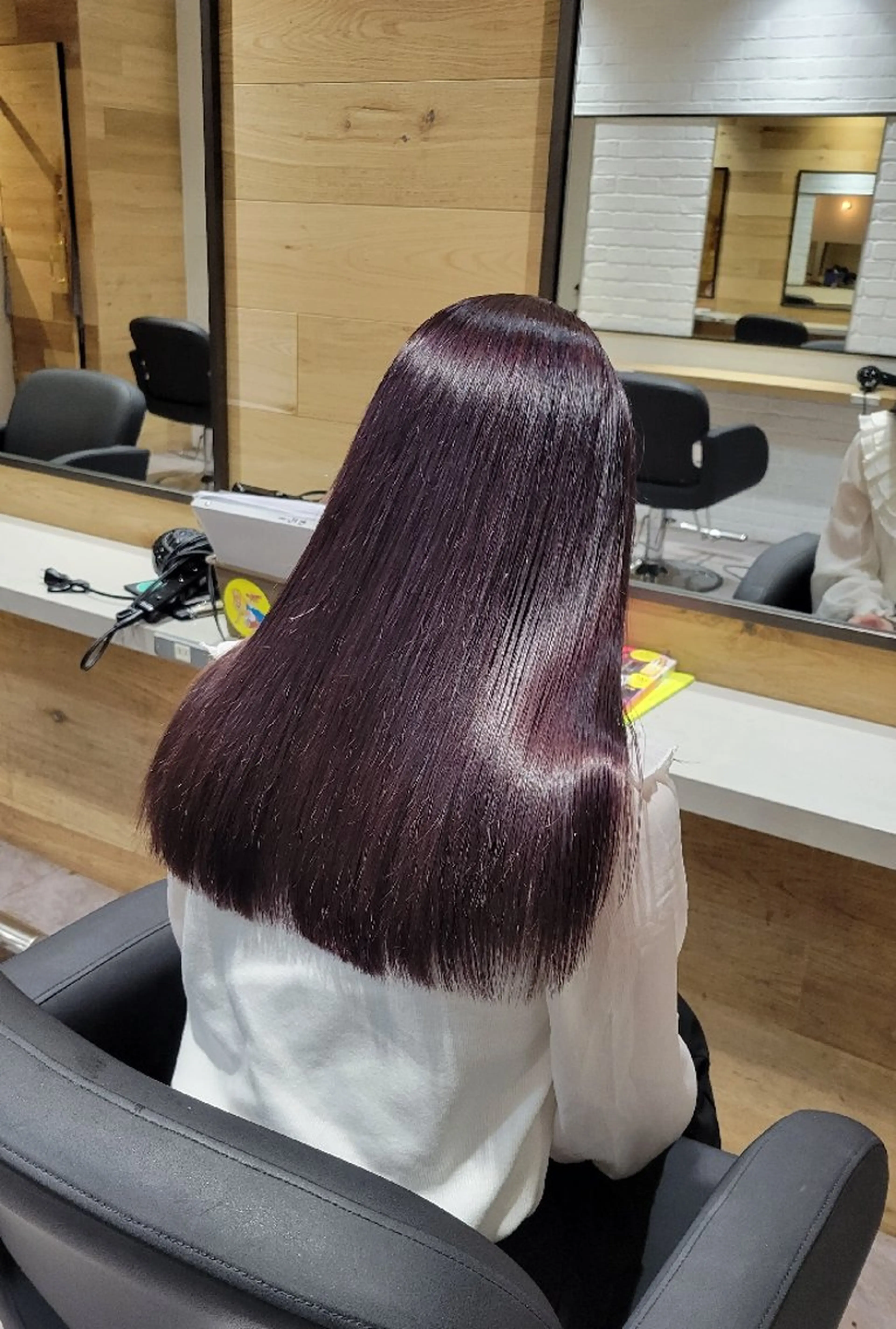 ロング Ayu🐾 ブリーチ無しカラーのヘアスタイル