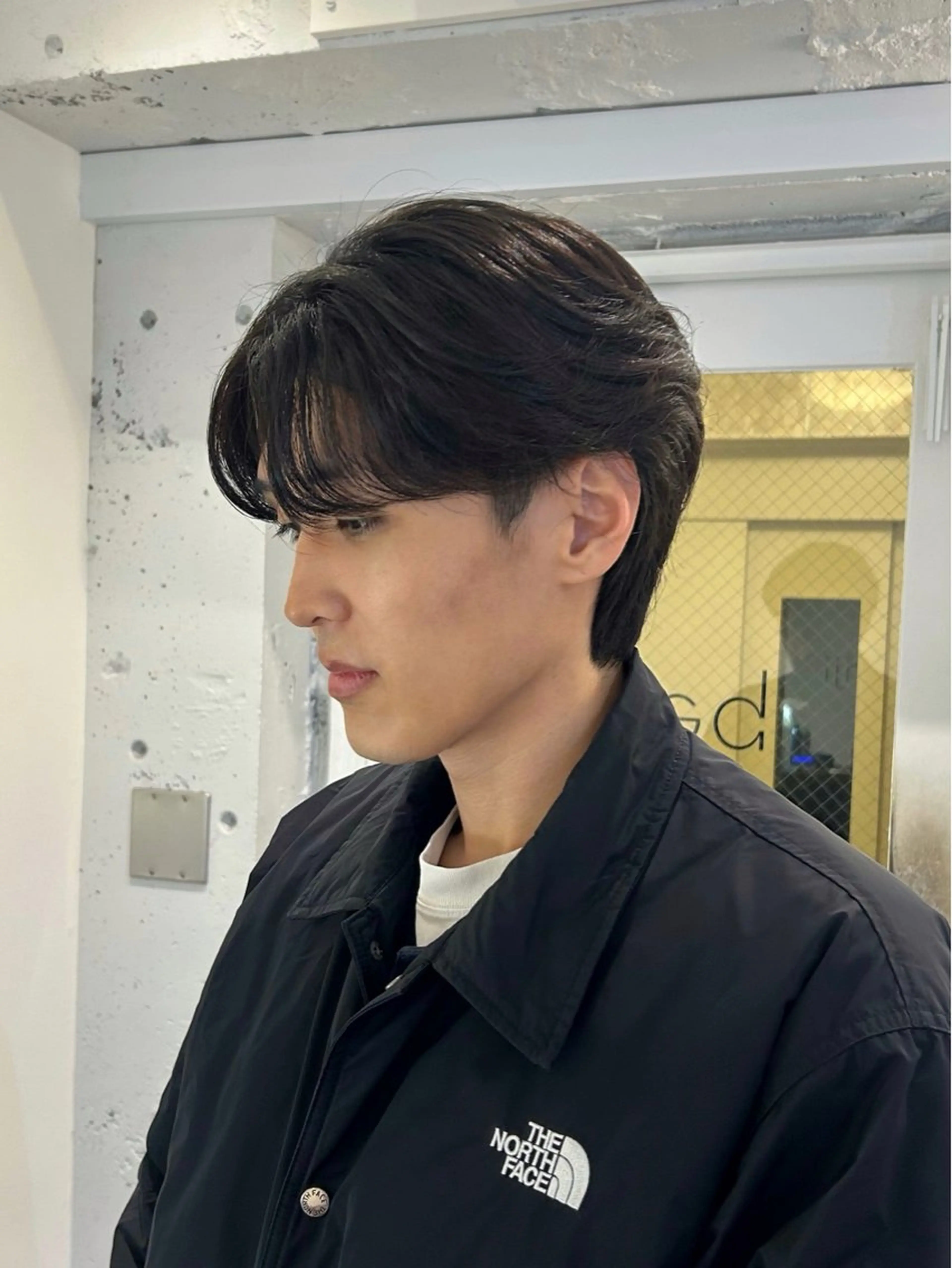 ショート パーマ メンズ エリ   メンズ パーマ 眉毛のヘアスタイル