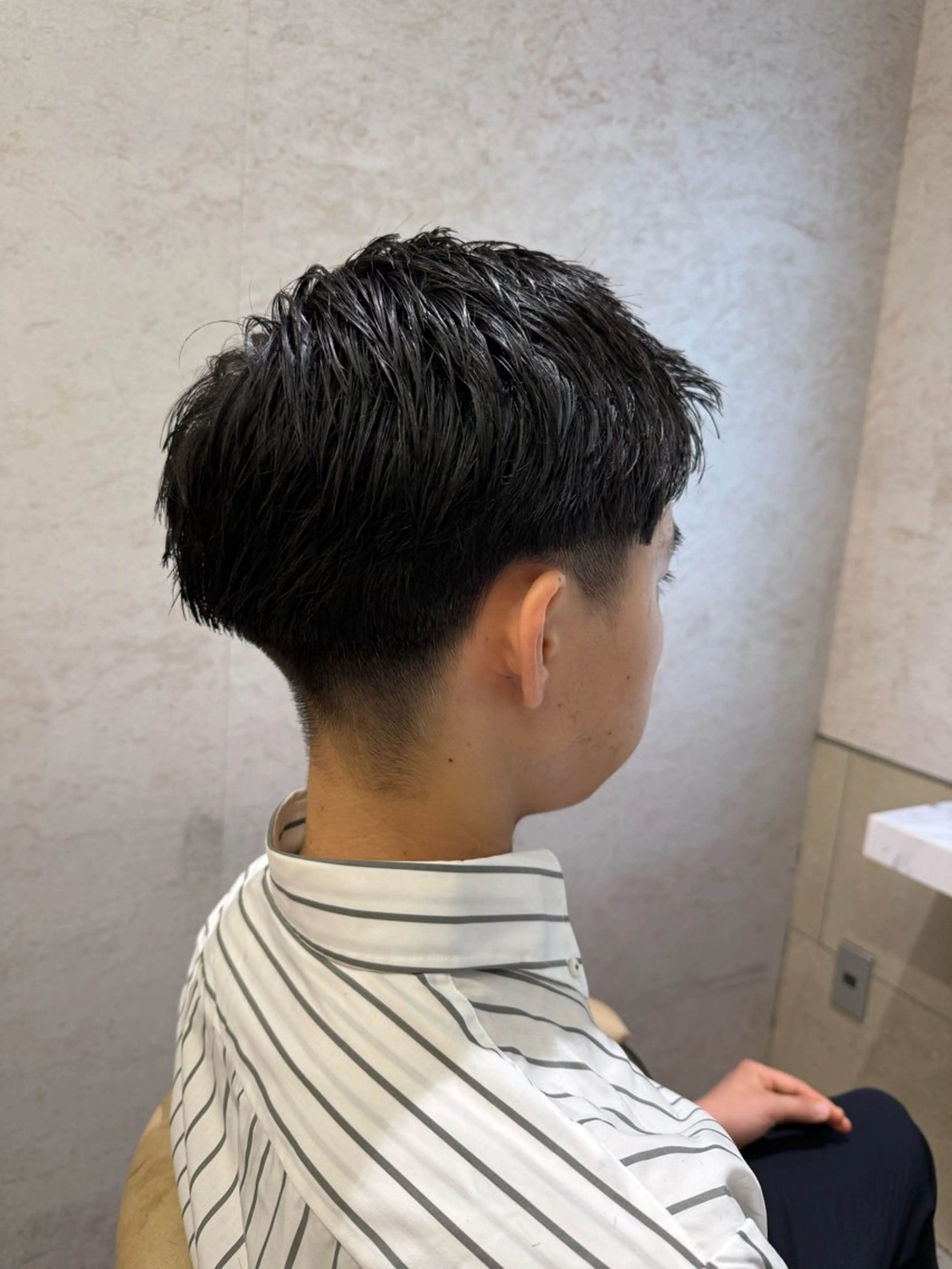 メンズ アップバング 刈り上げ カット 🔥ユウト🔥メンズ 特化/赤み消しカラーのヘアスタイル